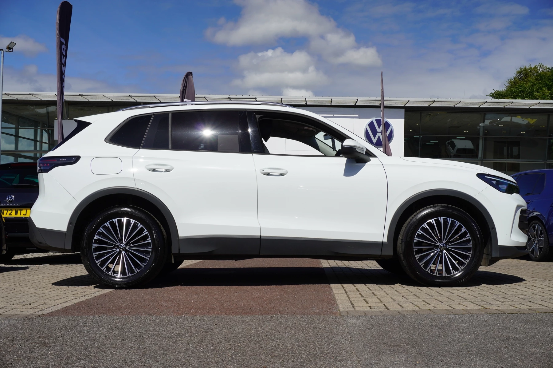 Volkswagen-Tiguan-image-3
