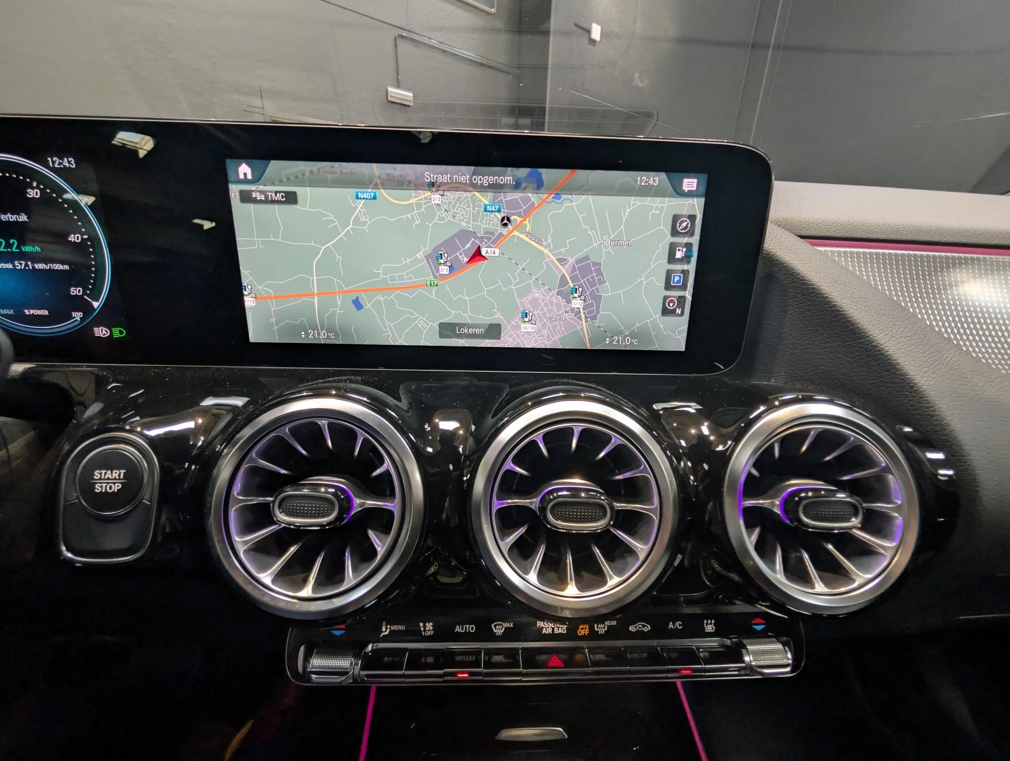 Mercedes-Benz-EQA-image-19