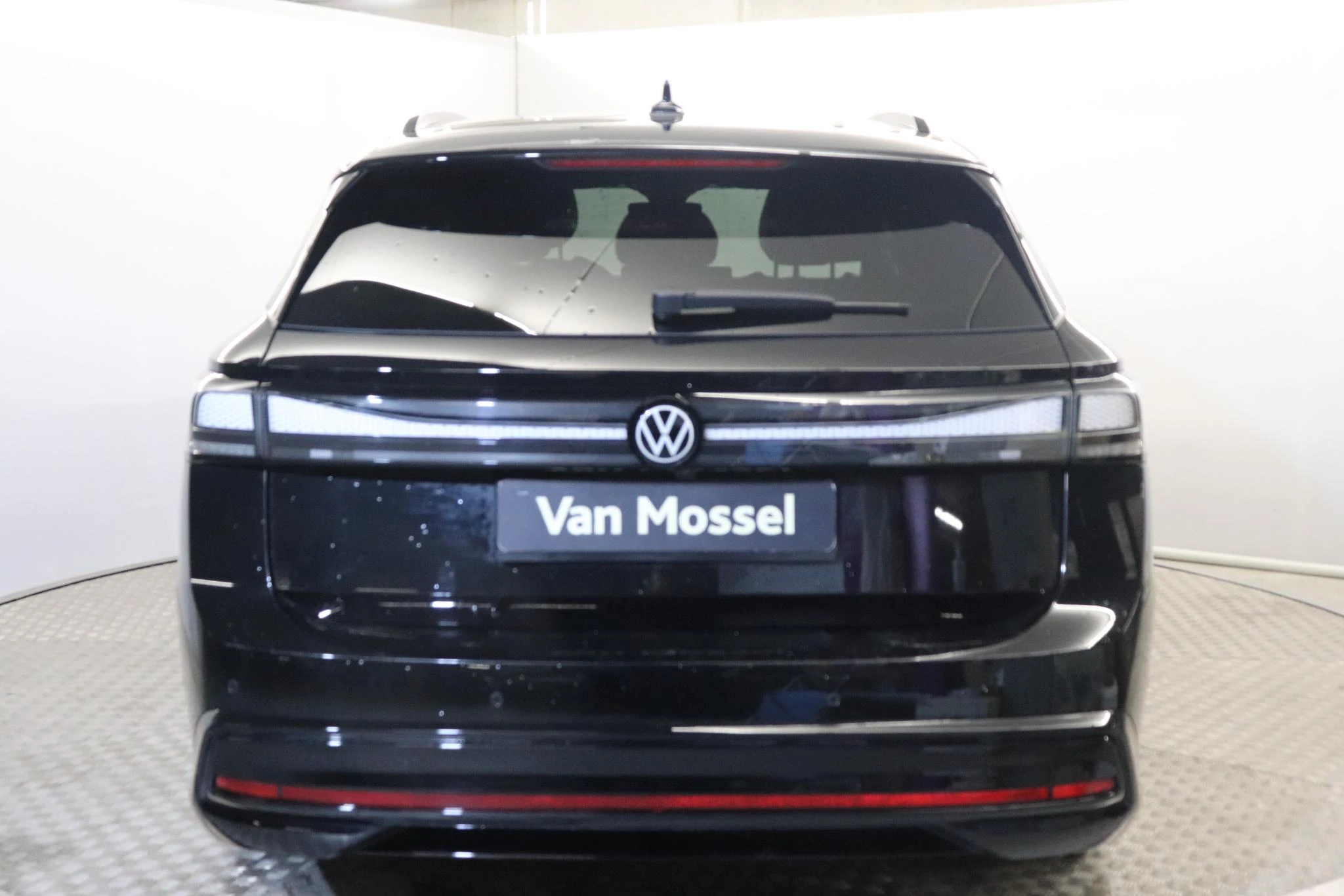 Volkswagen-ID.7-image-3