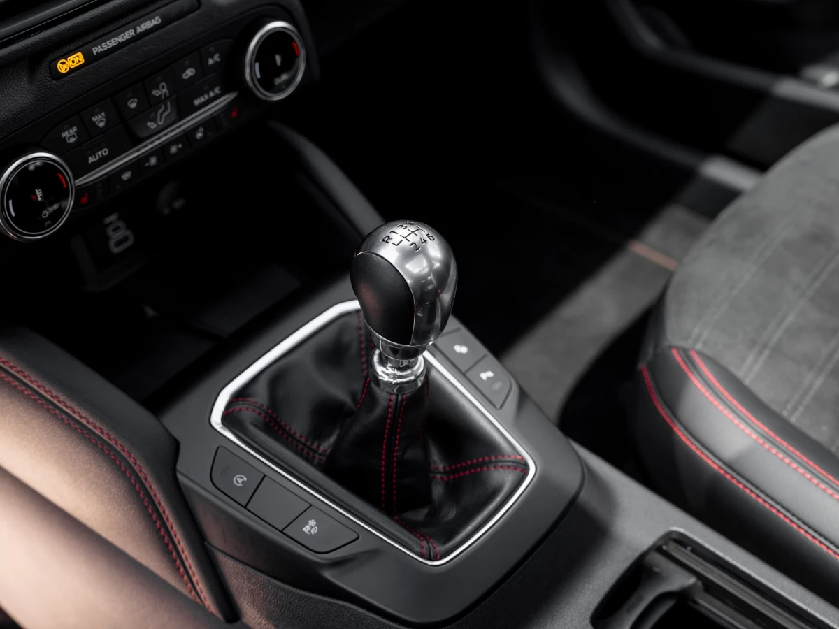 Ford Kuga ST-Line X*PANO*AHK*KAM*ACC*NAVI*SOUND-SYS. LED Pano SHZ 4xSHZ