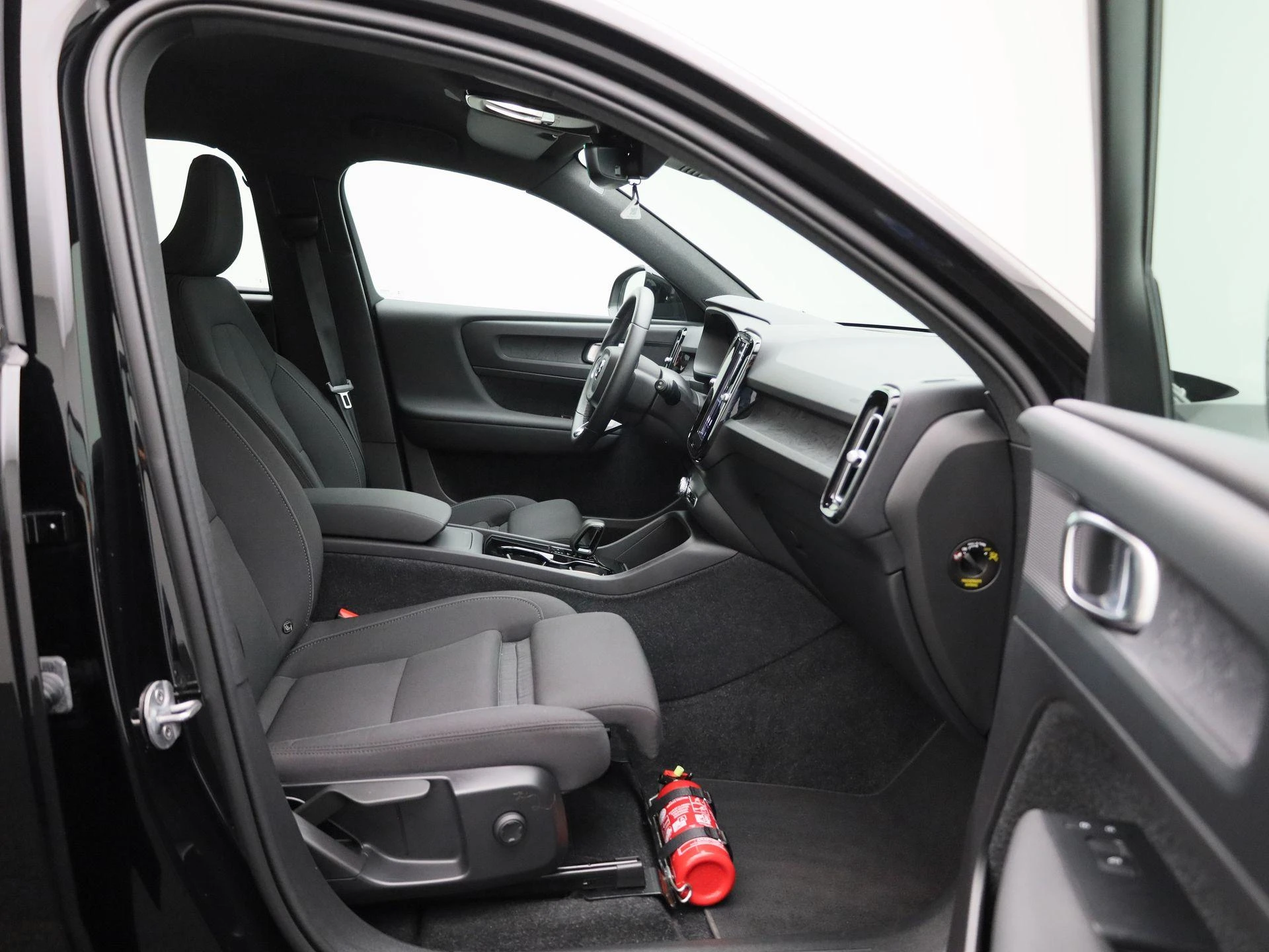 Volvo-XC40-image-32