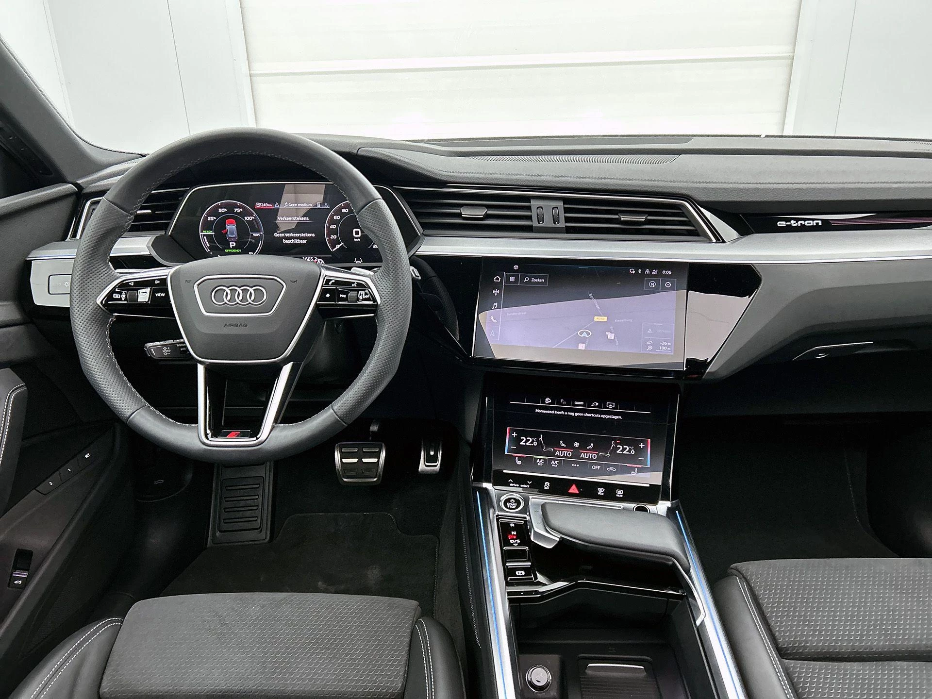 Audi Q8 e-tron 50 quattro S Edition 95 kWh 340 PK