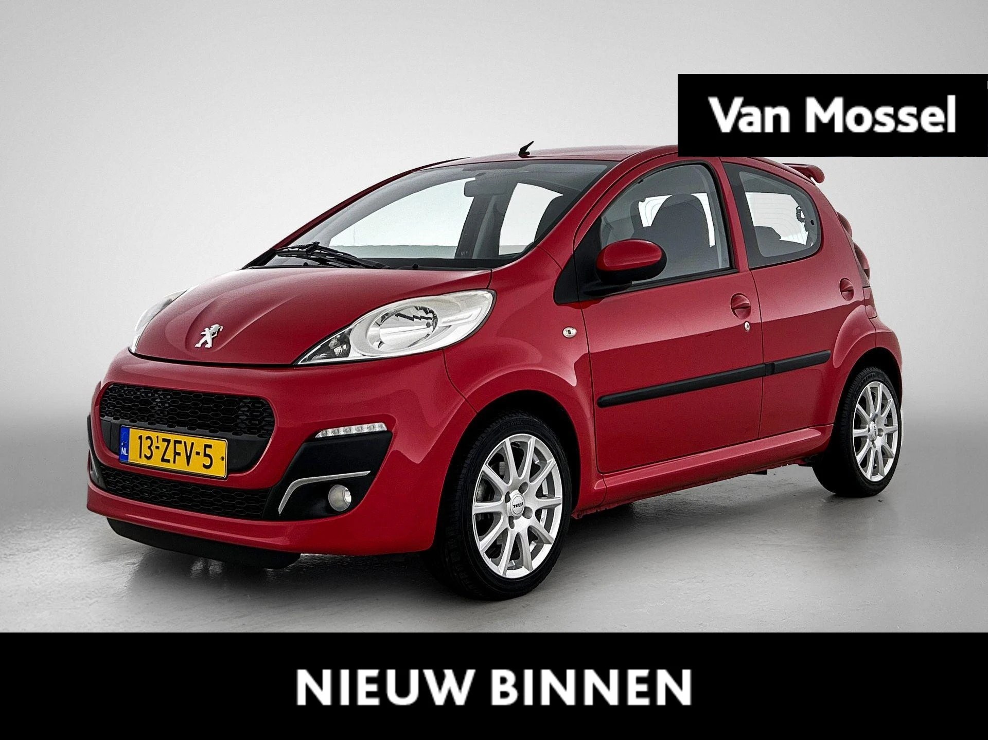 Peugeot-107-image-0