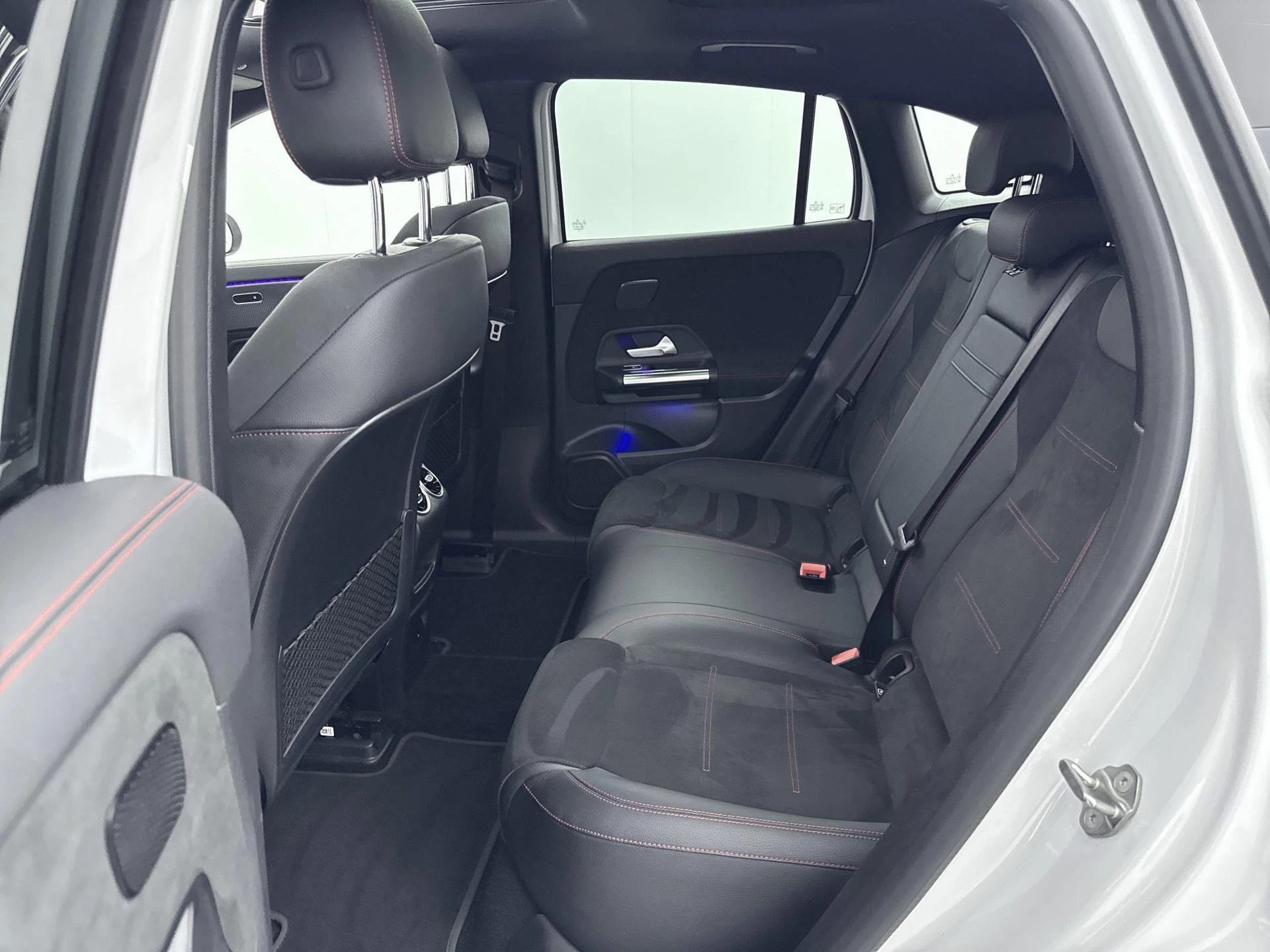 Mercedes-Benz EQA 250 Business Solution AMG 67 kWh 191PK