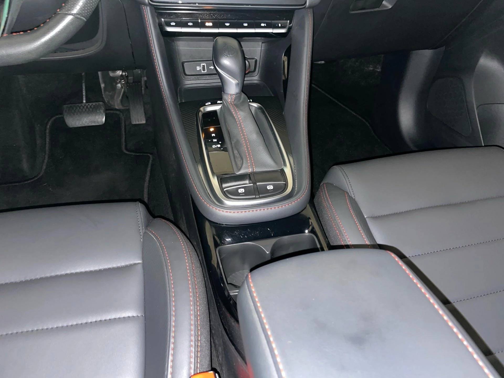 MG ZS 1.0 T-GDi AT LUXURY