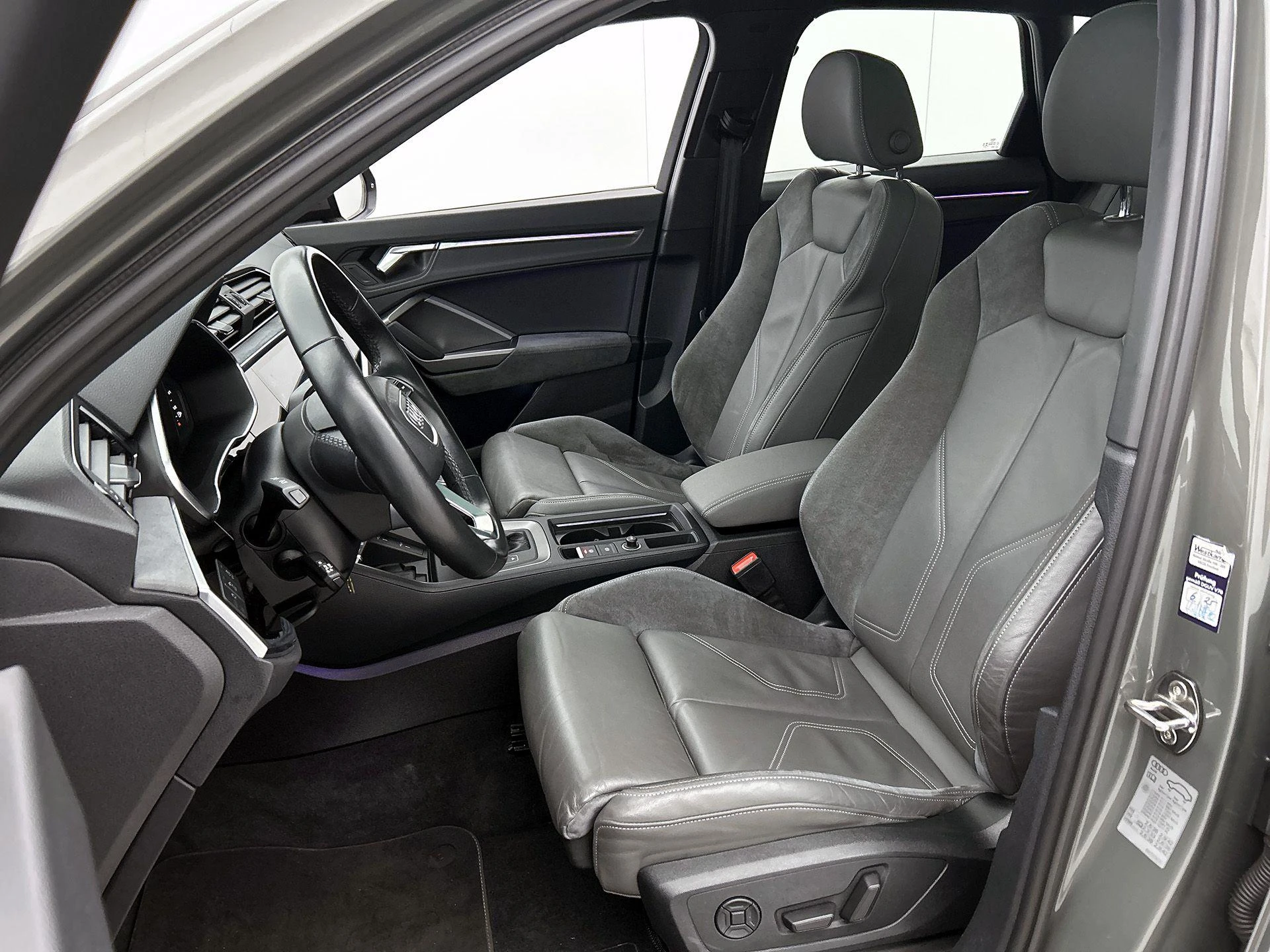 Audi-Q3-image-10