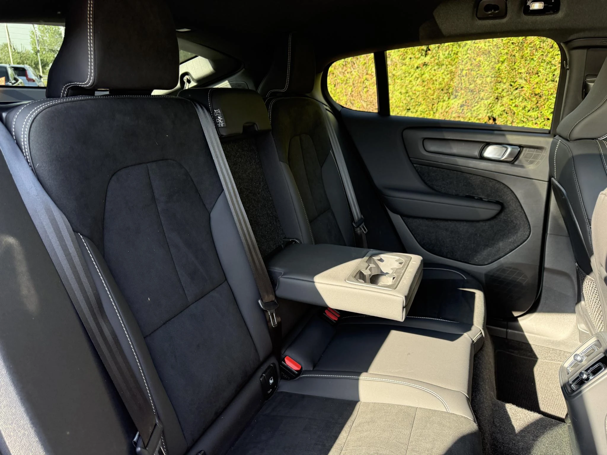 Volvo-C40-image-11
