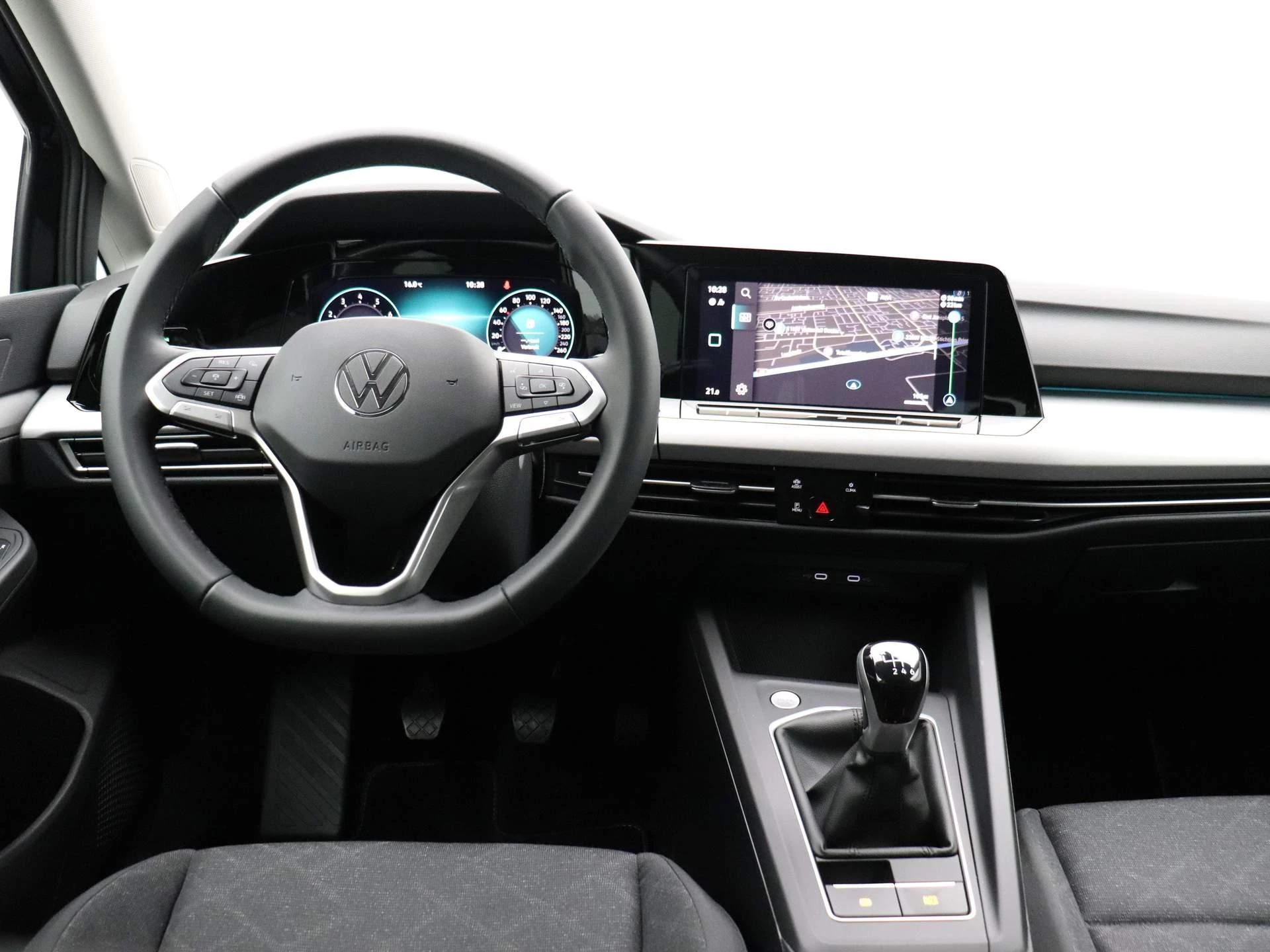 Volkswagen-Golf-image-6