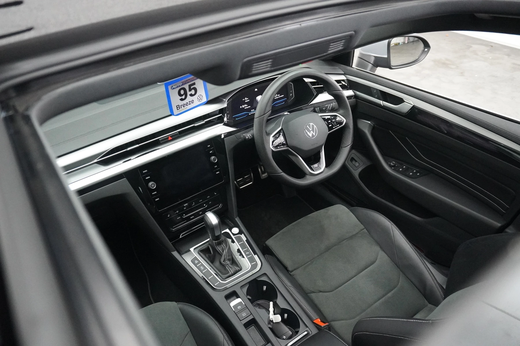 Volkswagen-Arteon-image-8
