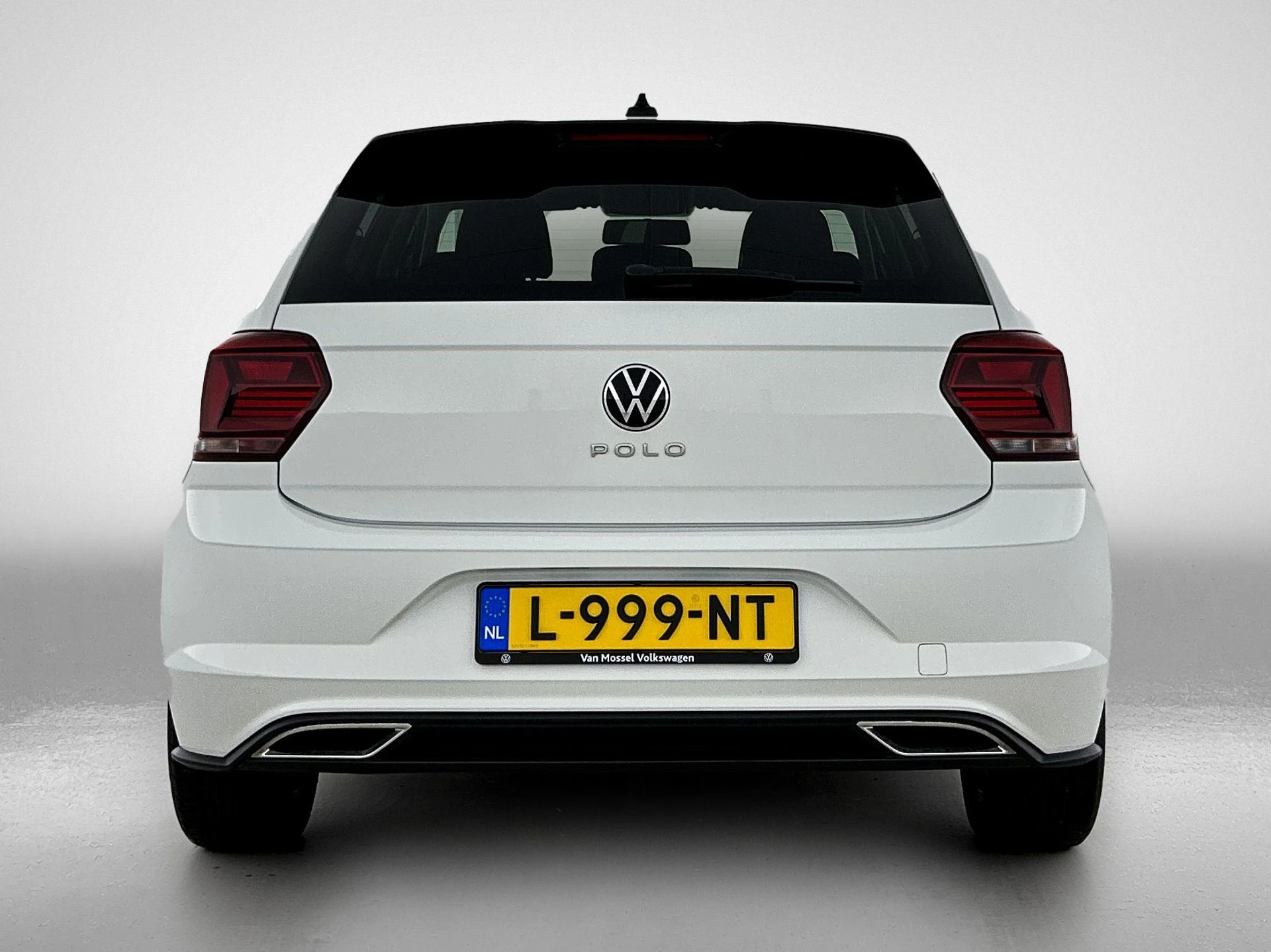 Volkswagen-Polo-image-2