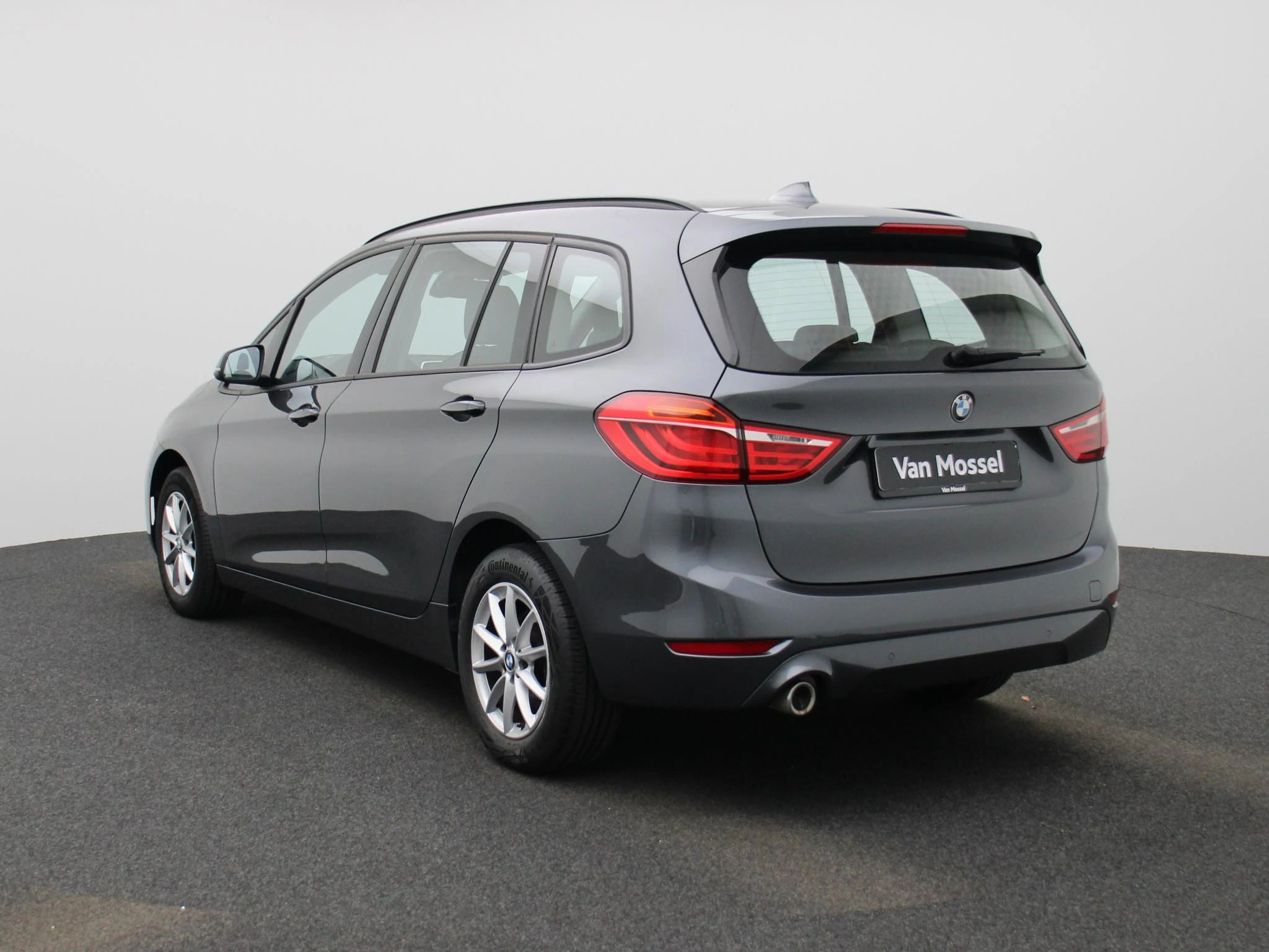 BMW-2 Reeks-image-1