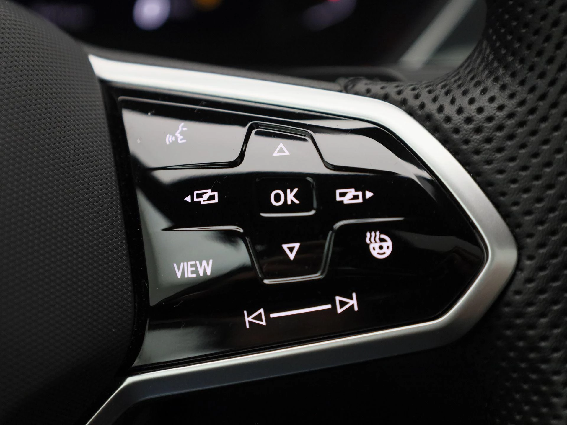 Volkswagen-Tiguan-image-25