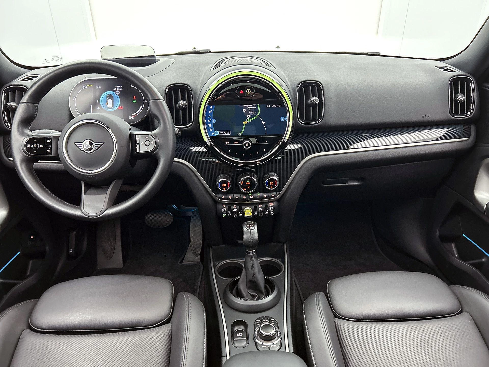 MINI-Countryman-image-27