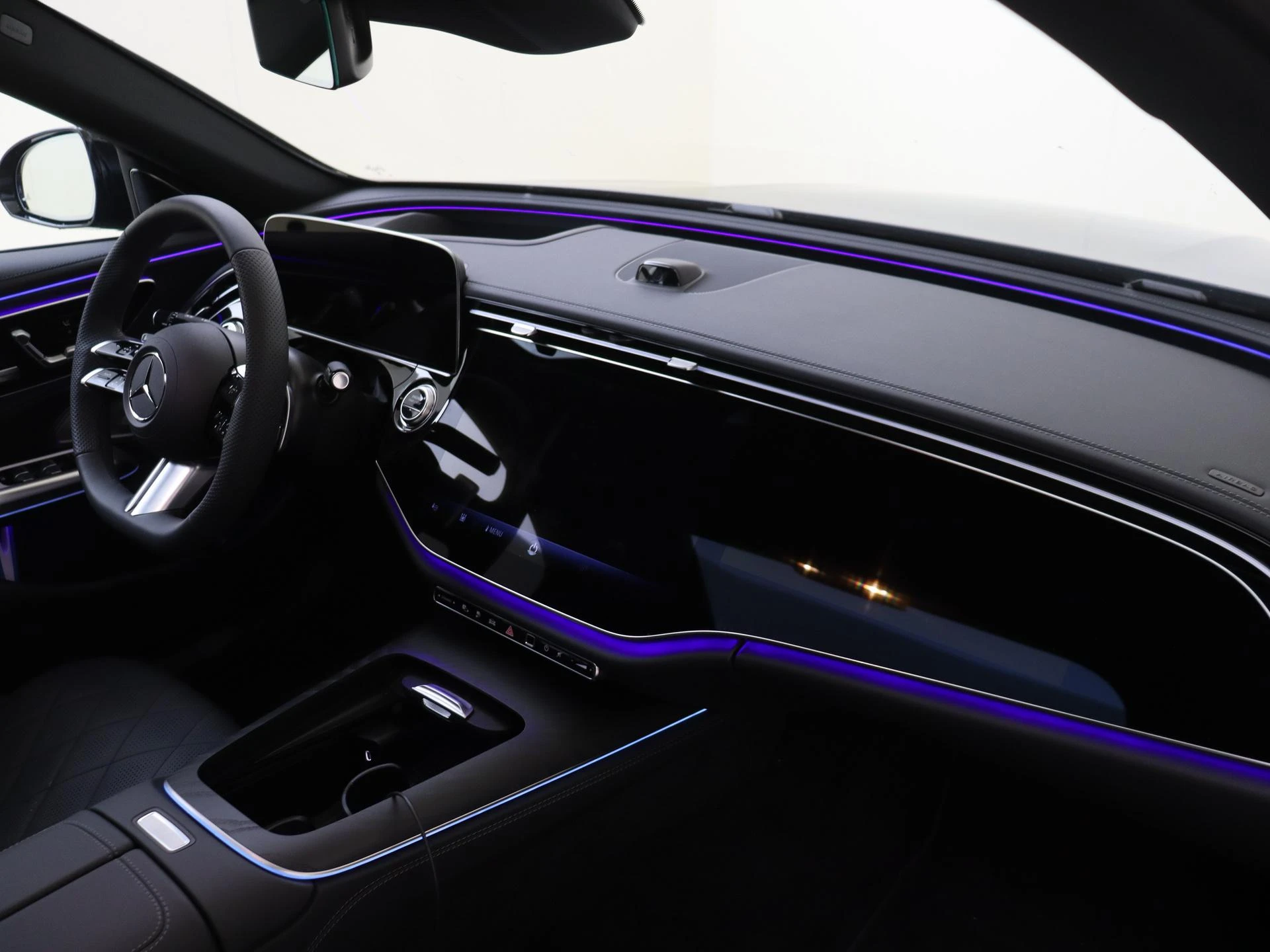 Mercedes-Benz-E-Klasse-image-4