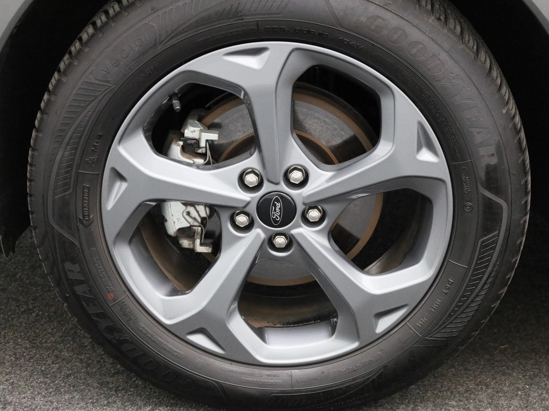 Ford-Kuga-image-11