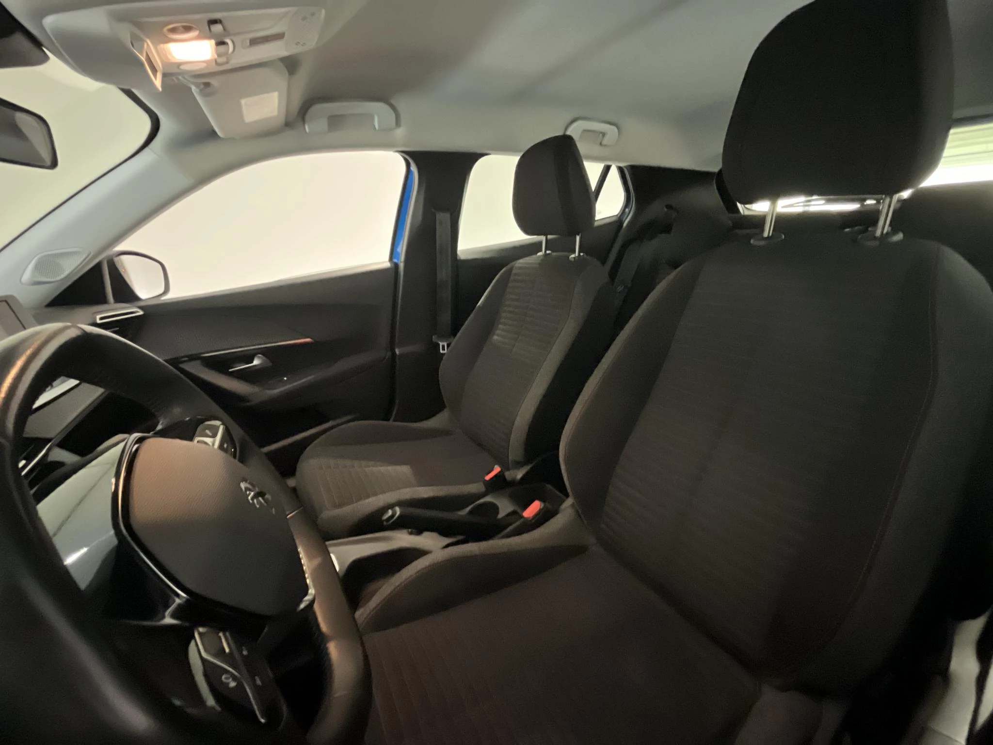 Peugeot-2008-image-17