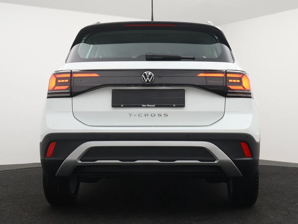 Volkswagen-T-Cross-image-3