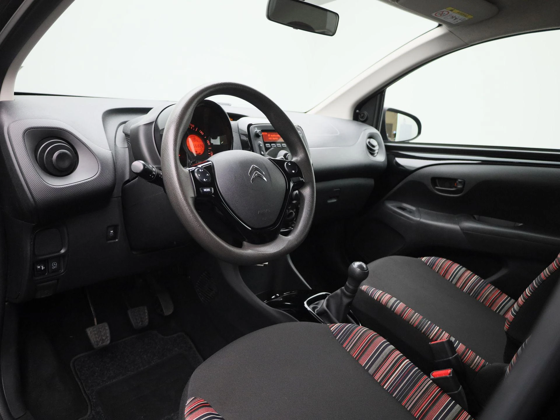 Citroën-C1-image-25