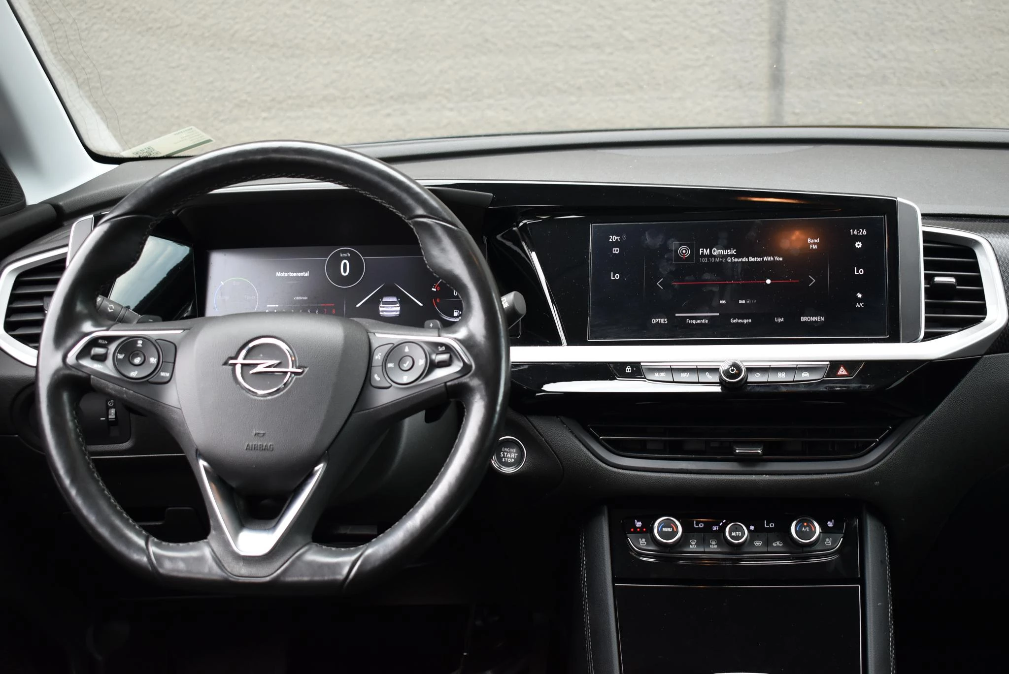 Opel-Grandland-image-18