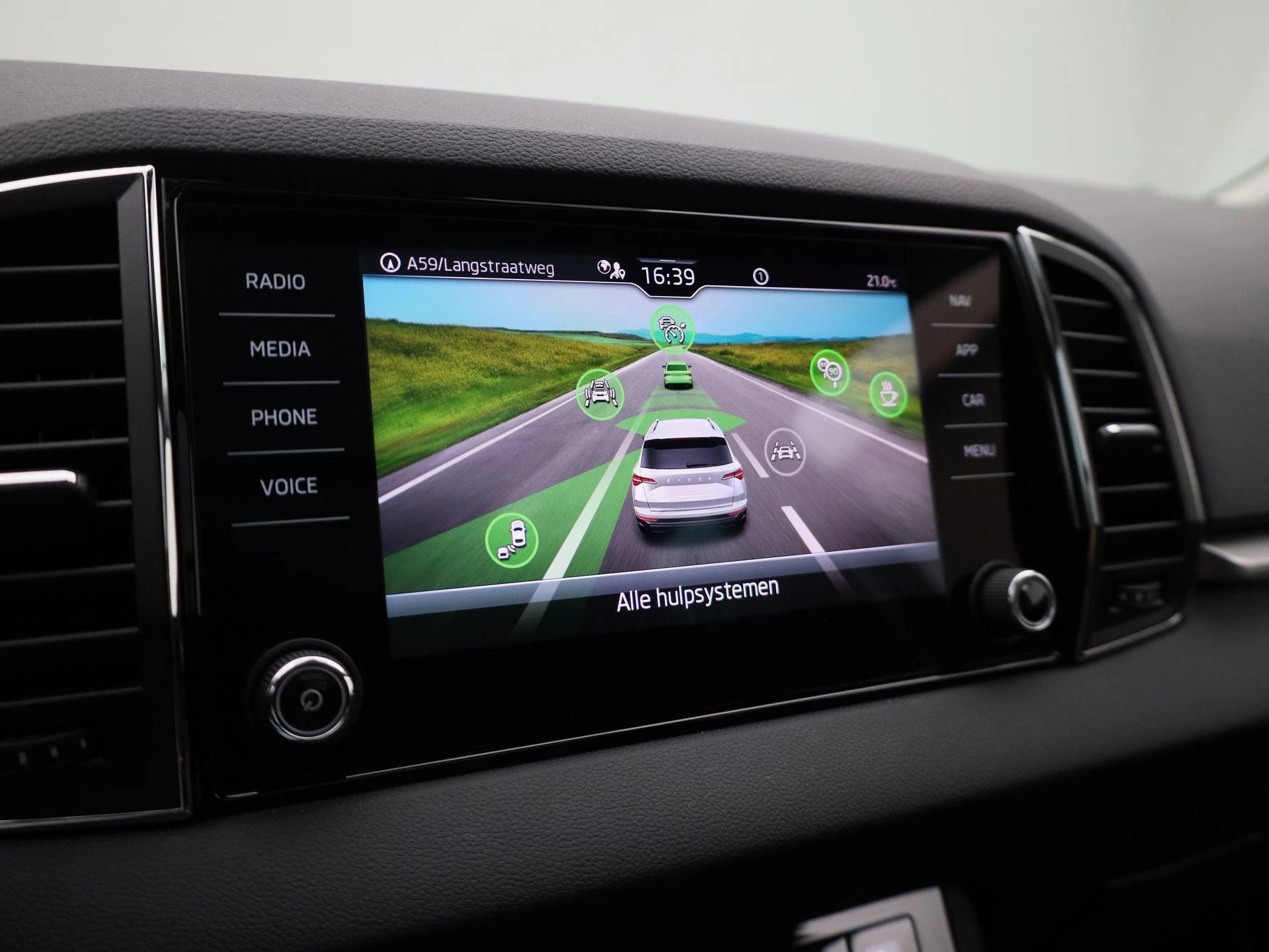 Škoda-Karoq-image-22