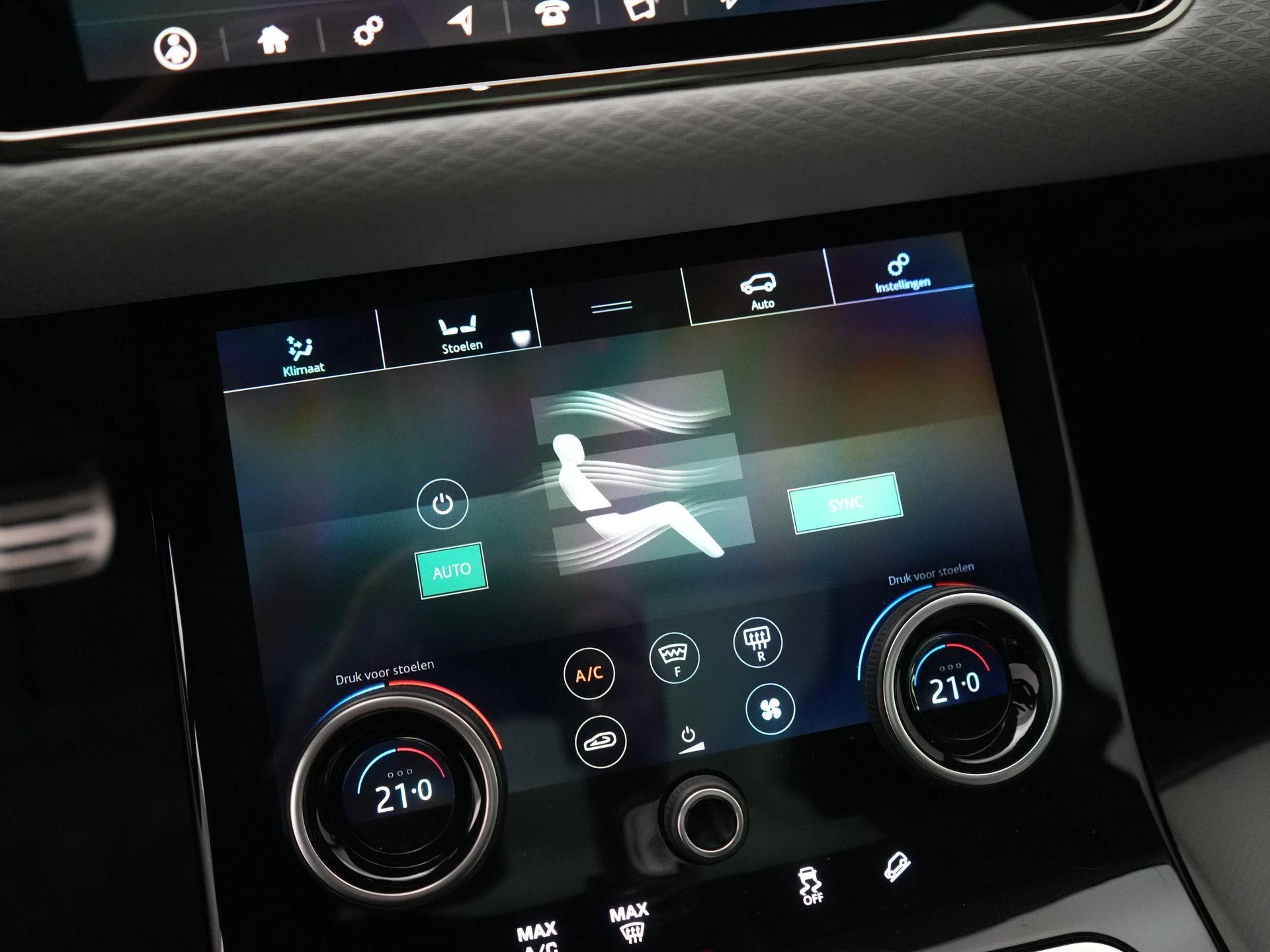 Land Rover-Range Rover Evoque-image-20