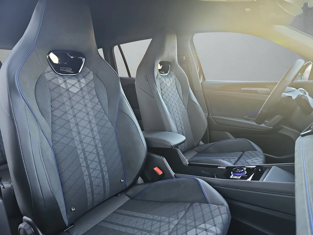 Volkswagen Tiguan 1.5l eTSI DSG R-Line"Black Style" *AHK