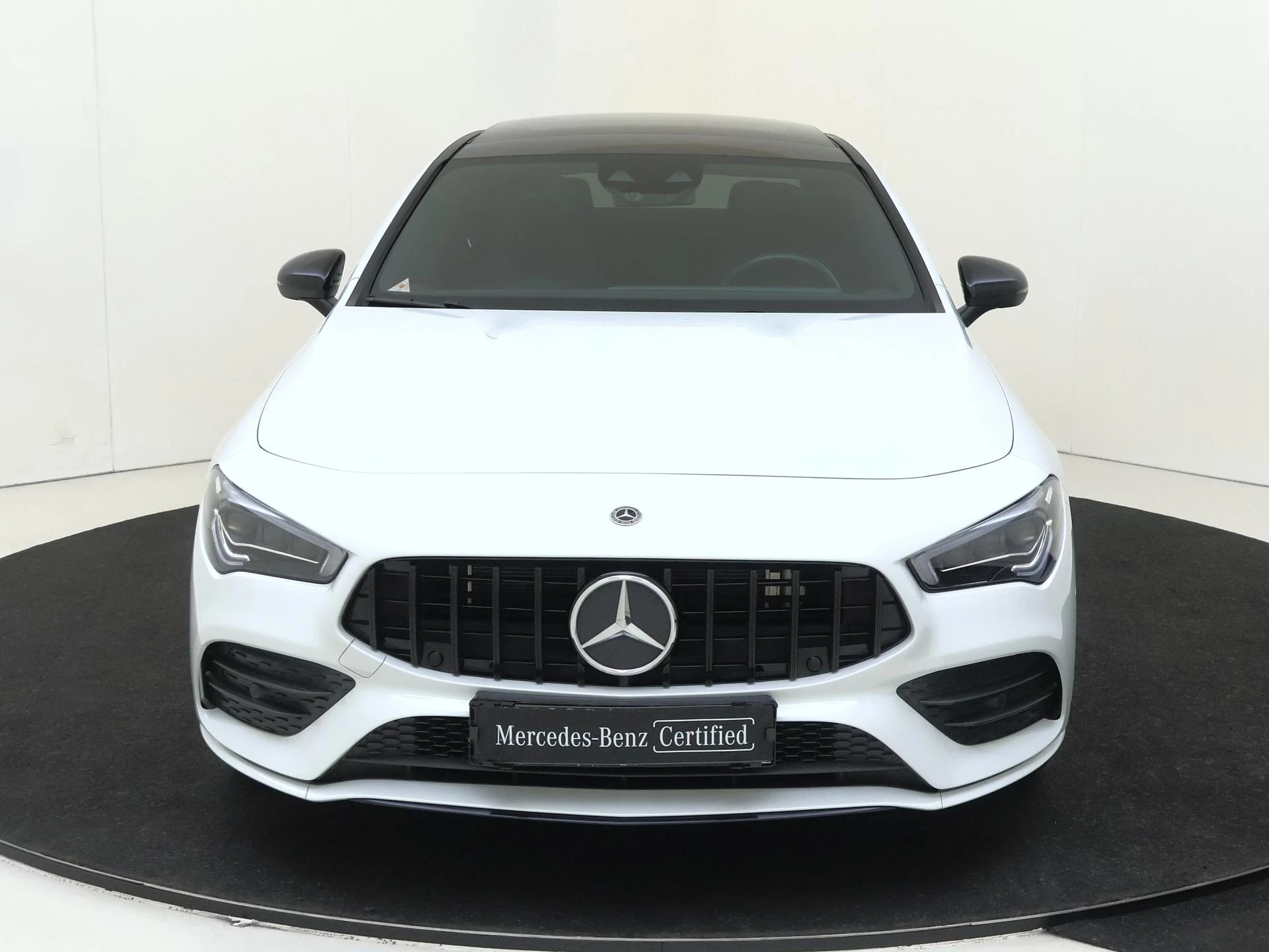 Mercedes-Benz-CLA-image-6