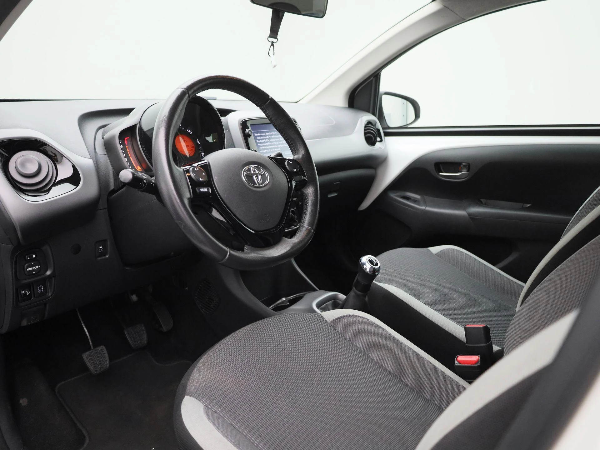 Toyota-Aygo-image-30