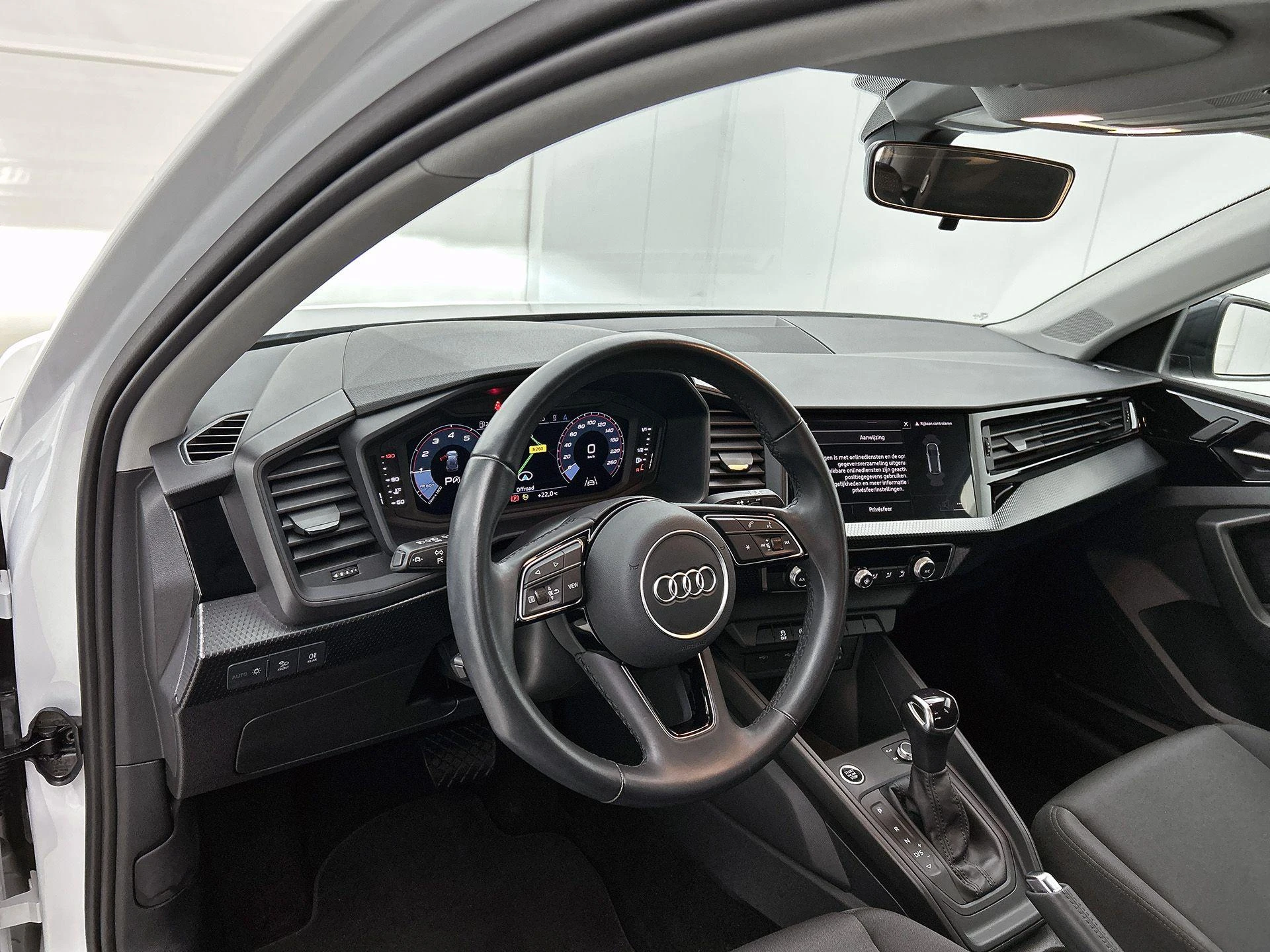 Audi-A1 Sportback-image-16