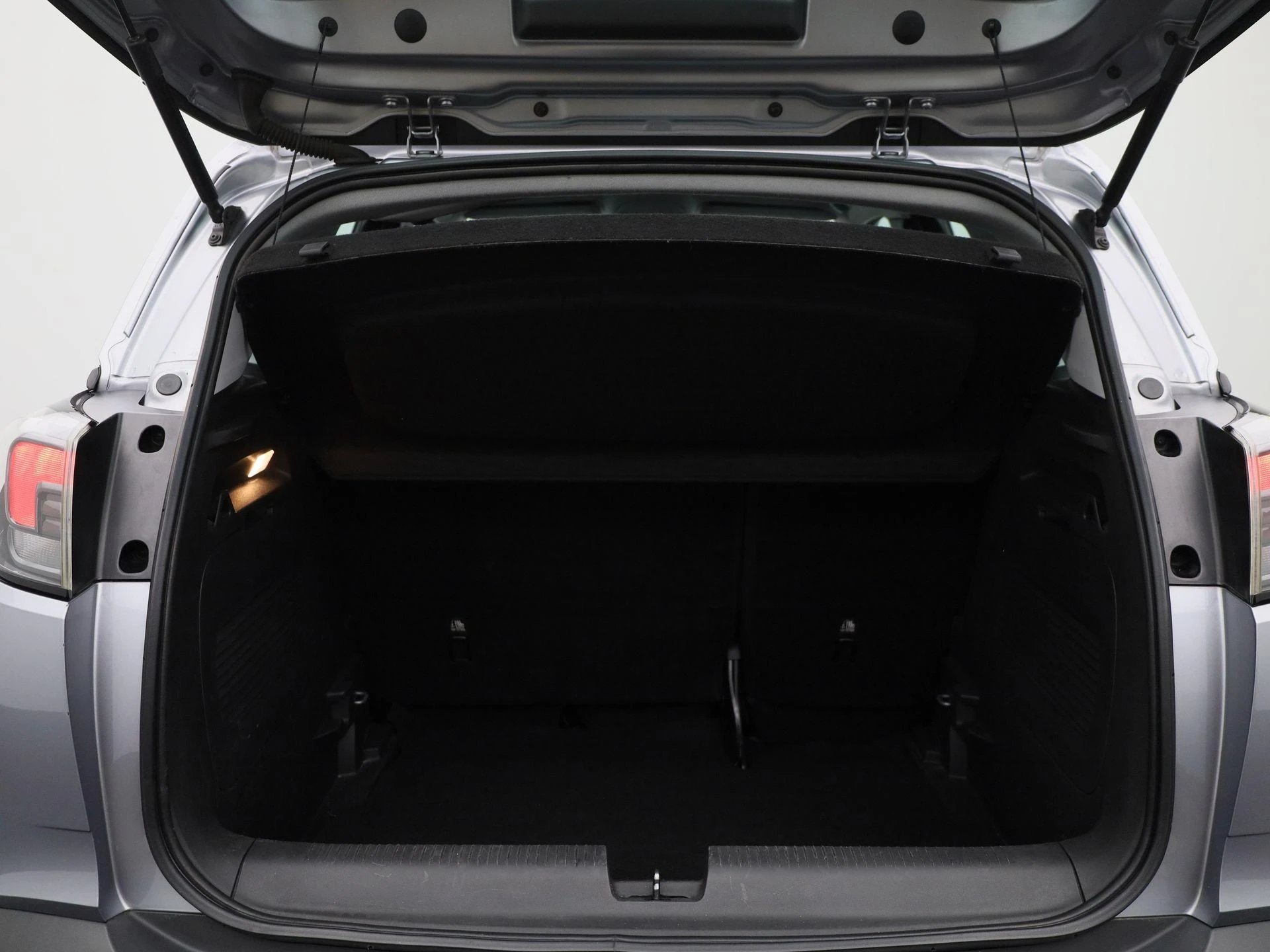 Opel-Crossland X-image-16