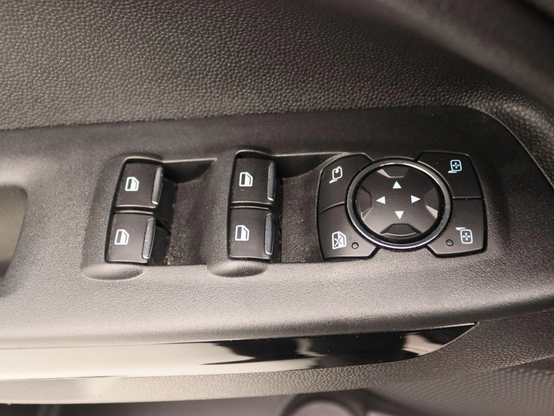 Ford-EcoSport-image-20