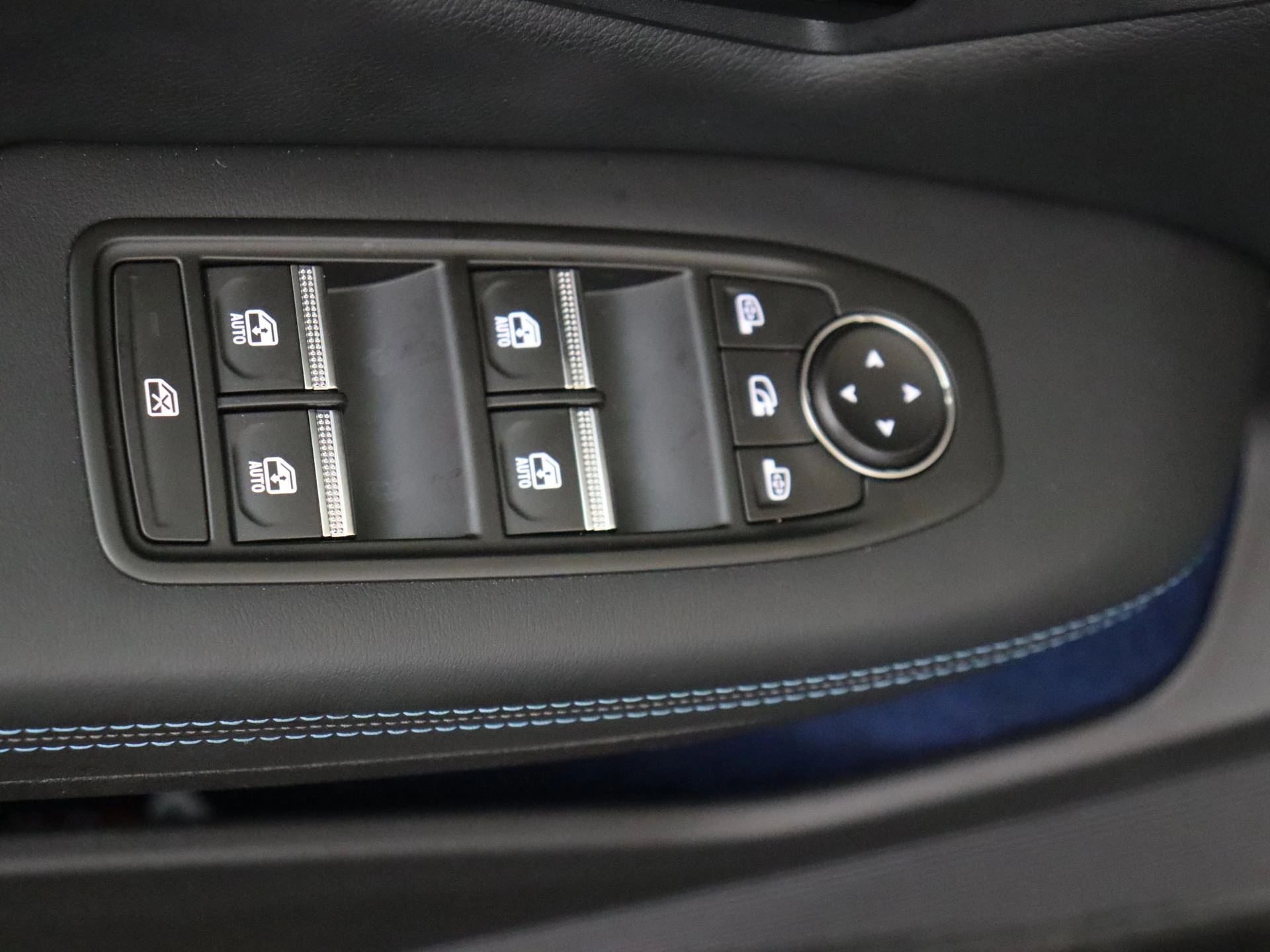 Renault-Scénic-image-21