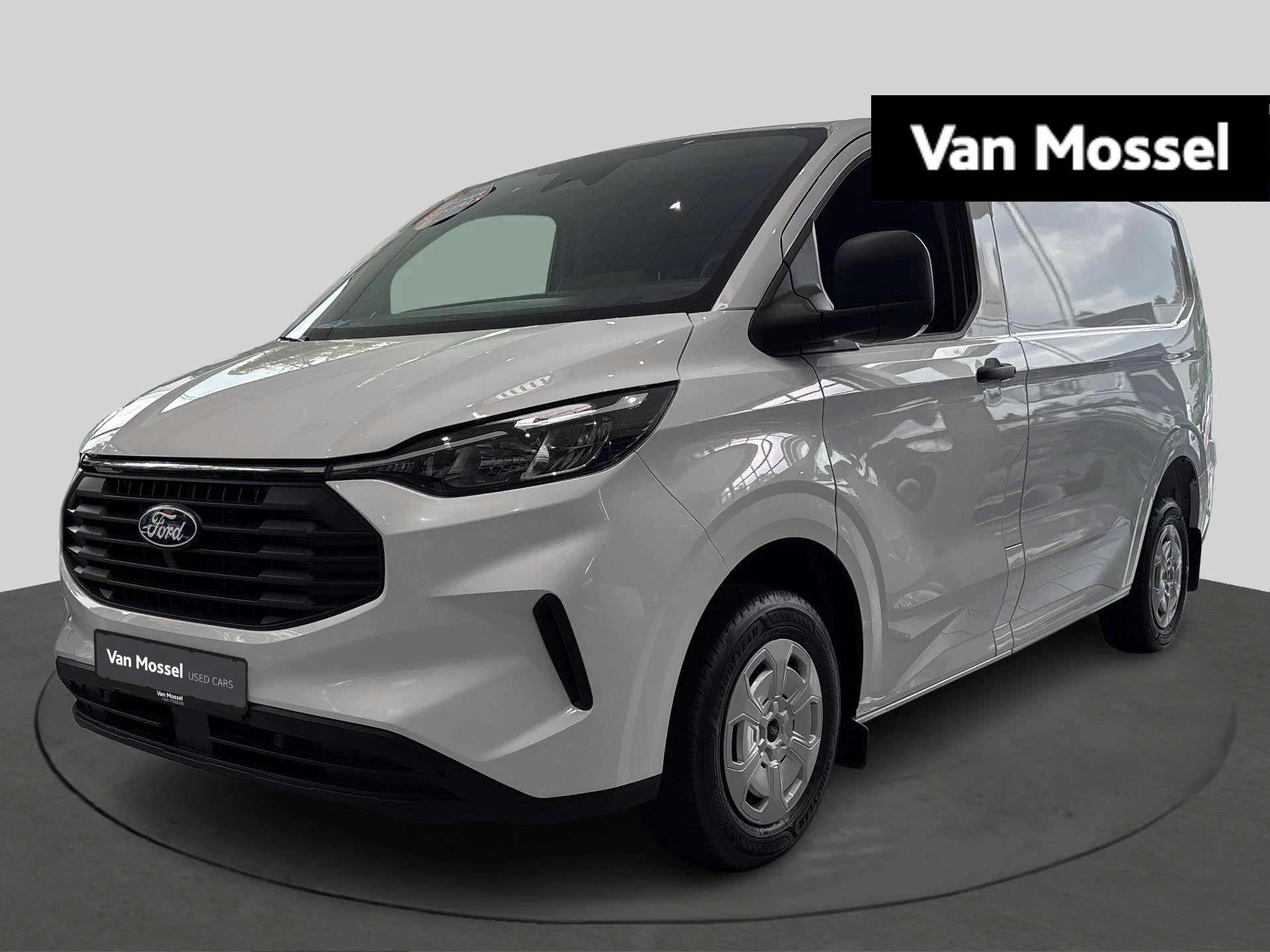 Ford-Transit Custom-image-0