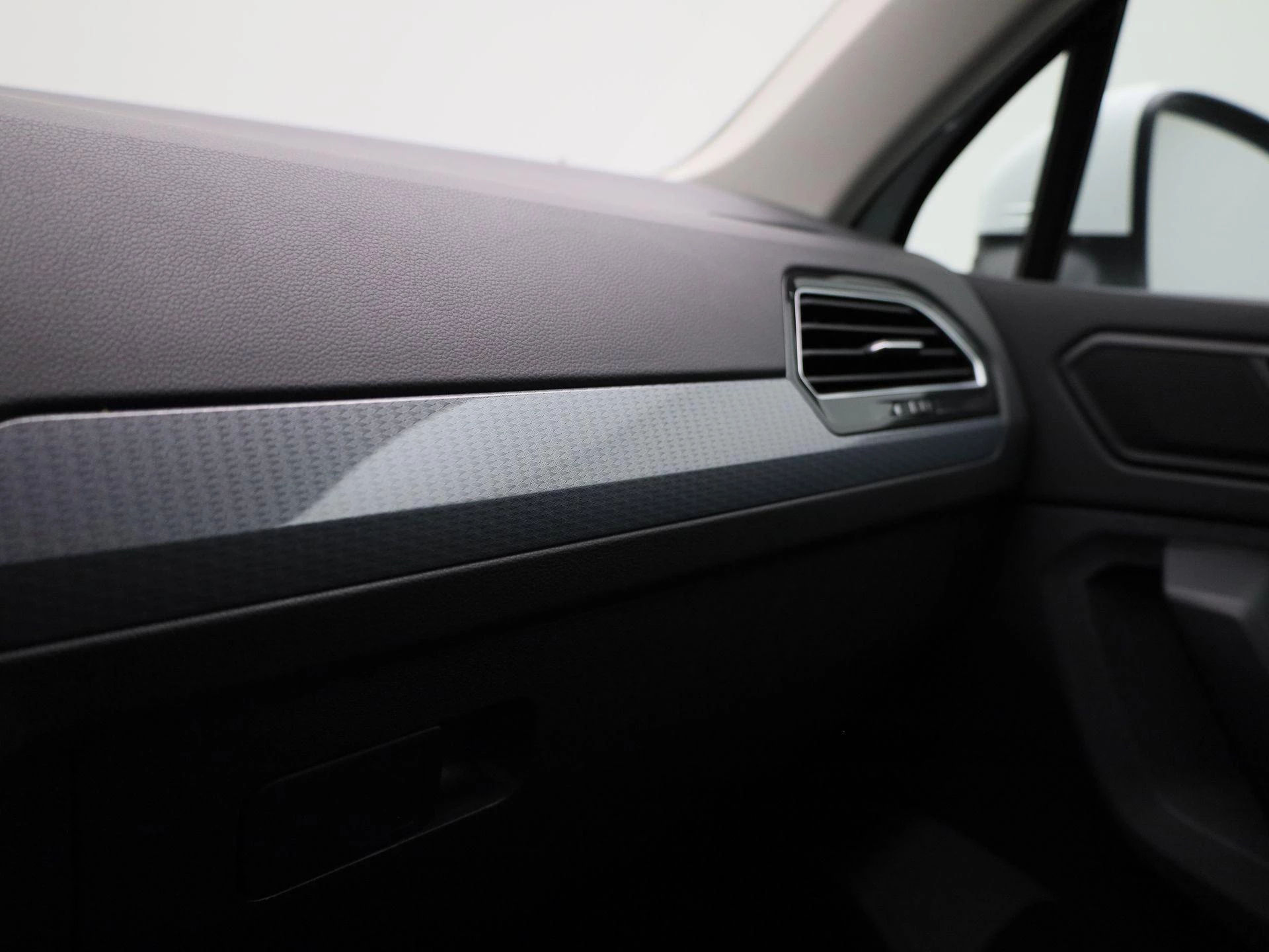 Volkswagen Tiguan 1.5 TSI Life Business