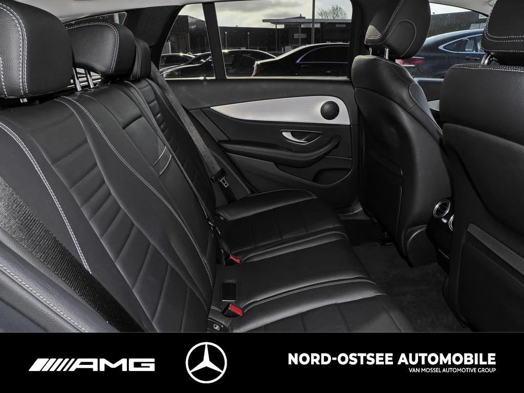 Mercedes-Benz E-Klasse 300 T de AVANTGARDE NAVI KAMERA SITZH AVANTGARDEW213 E 300 T de AVANTGARDE NAVI KAMERA SITZH AVANTGARDE
