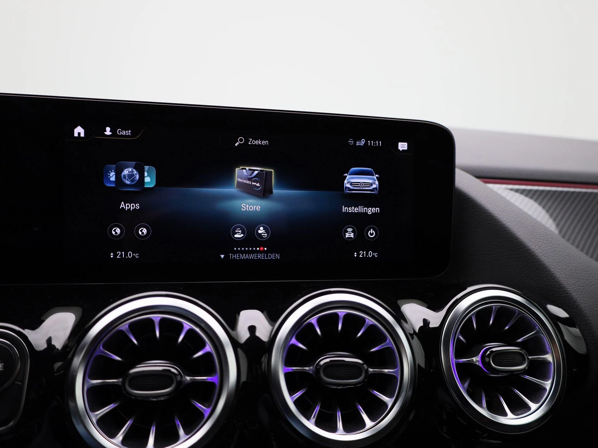 Mercedes-Benz-B-Klasse-image-24