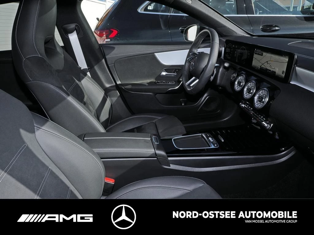 Mercedes-Benz CLA 200 d SB AMG ADV+ AHK NIGHT SPUR KAMERA LED AMG LineX118 CLA 200 d SB AMG ADV+ AHK NIGHT SPUR KAMERA LED AMG Line