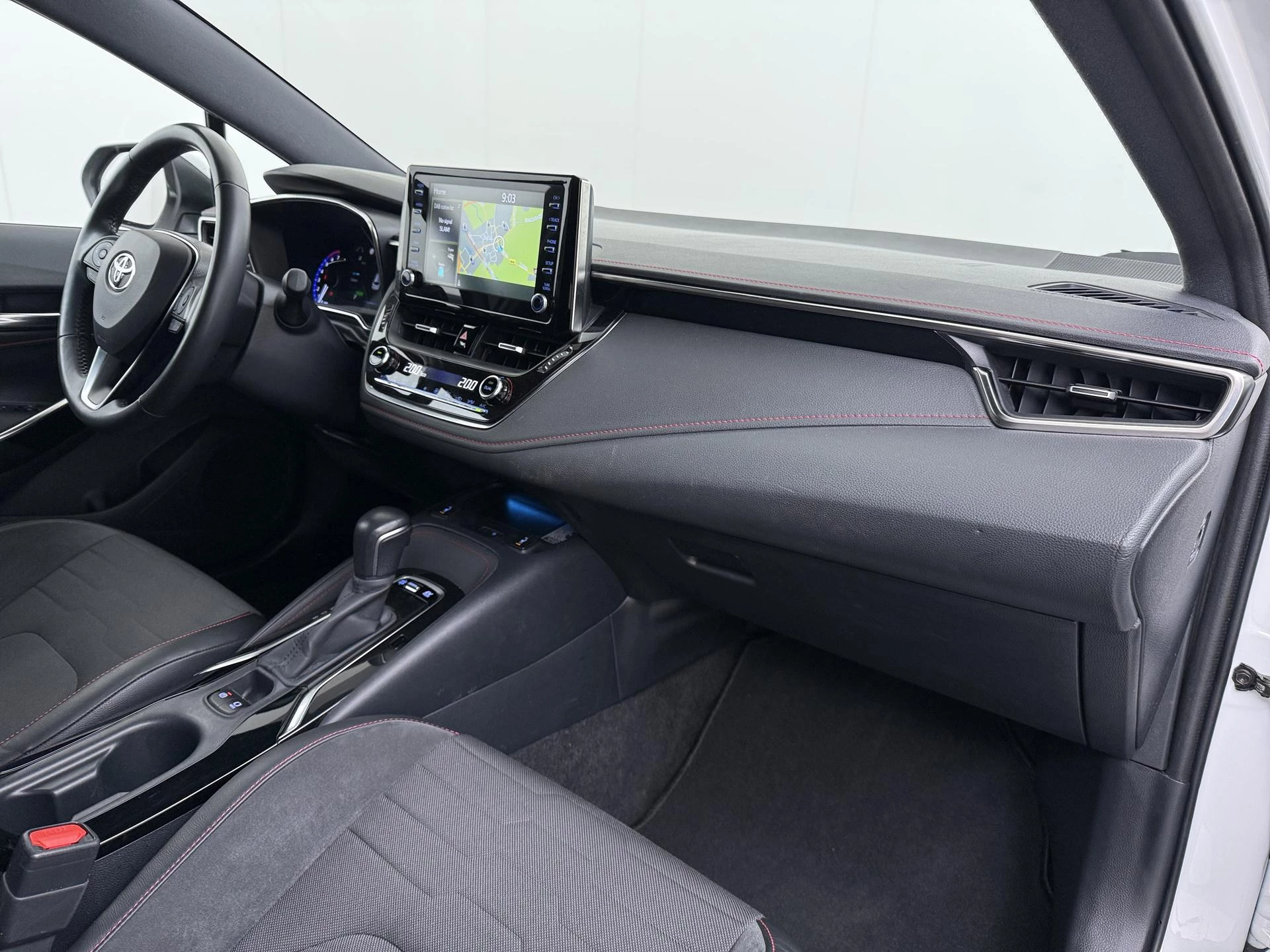 Toyota-Corolla Touring Sports-image-29