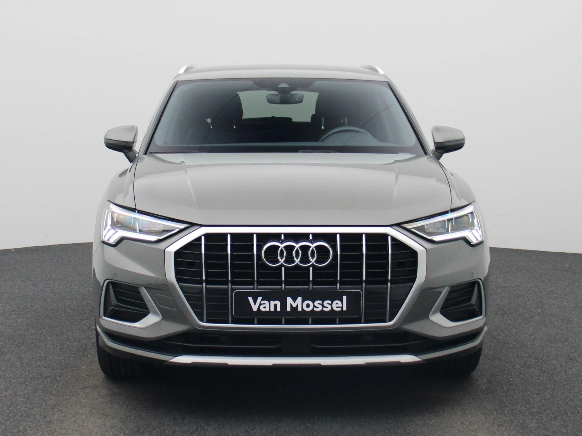 Audi-Q3-image-2