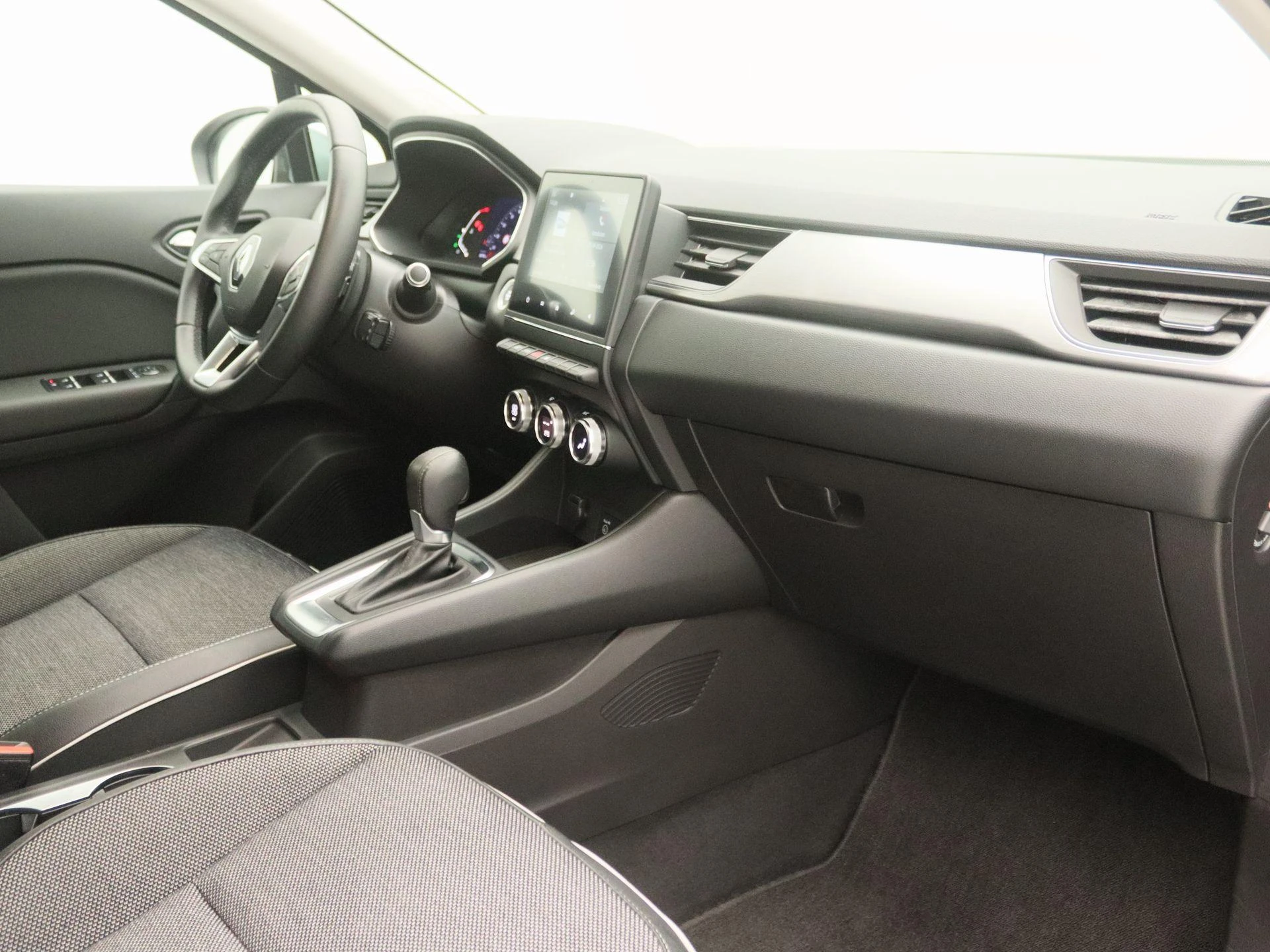Renault-Captur-image-22