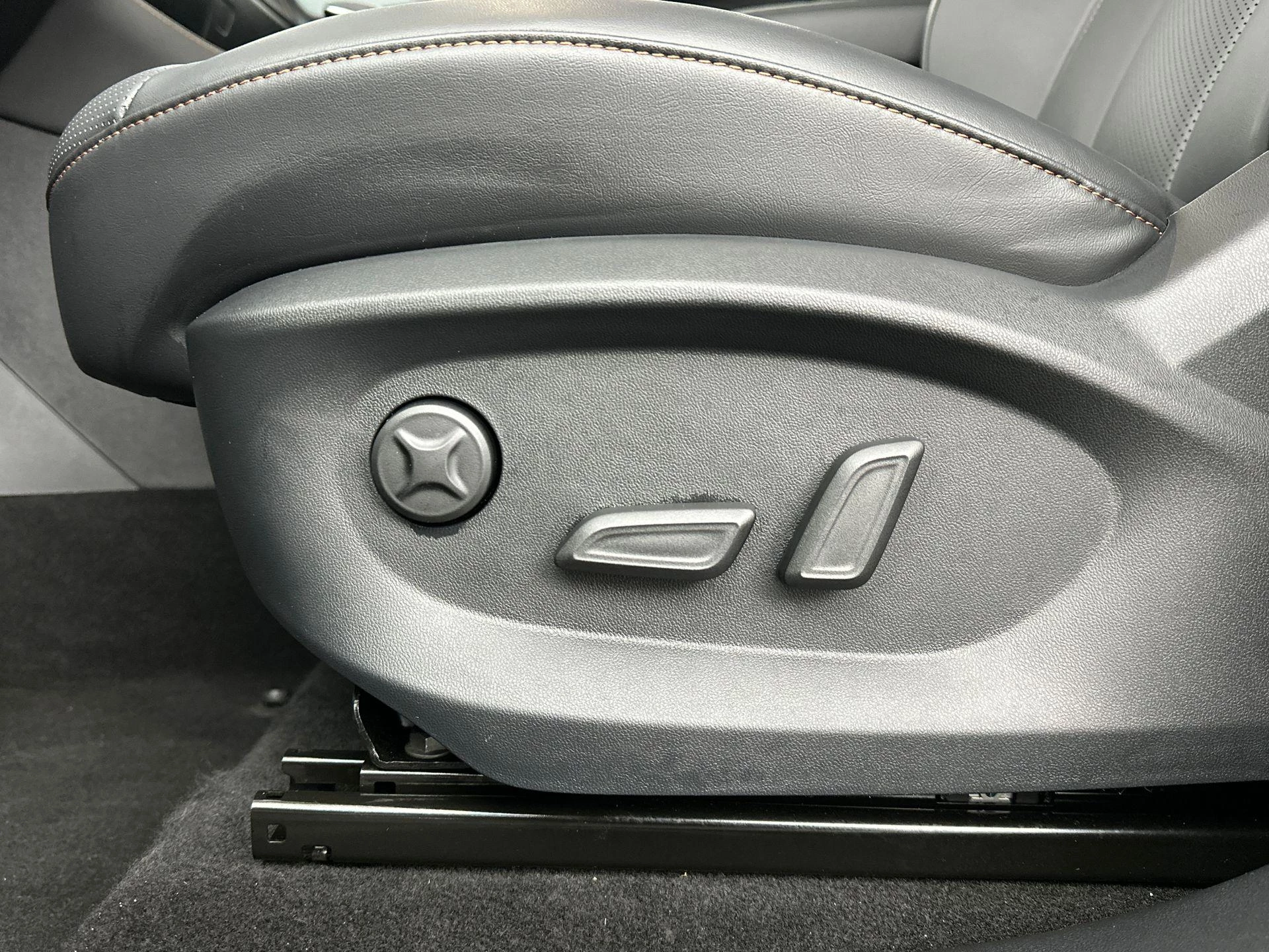MG HS Hybrid+ 1.5 Luxury