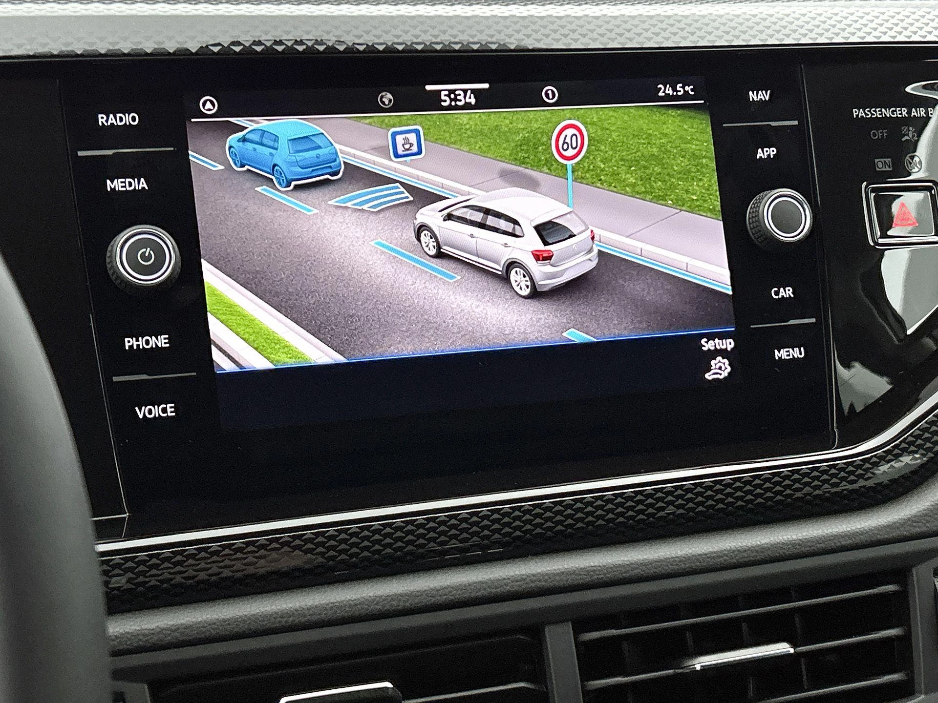 Volkswagen-Polo-image-23