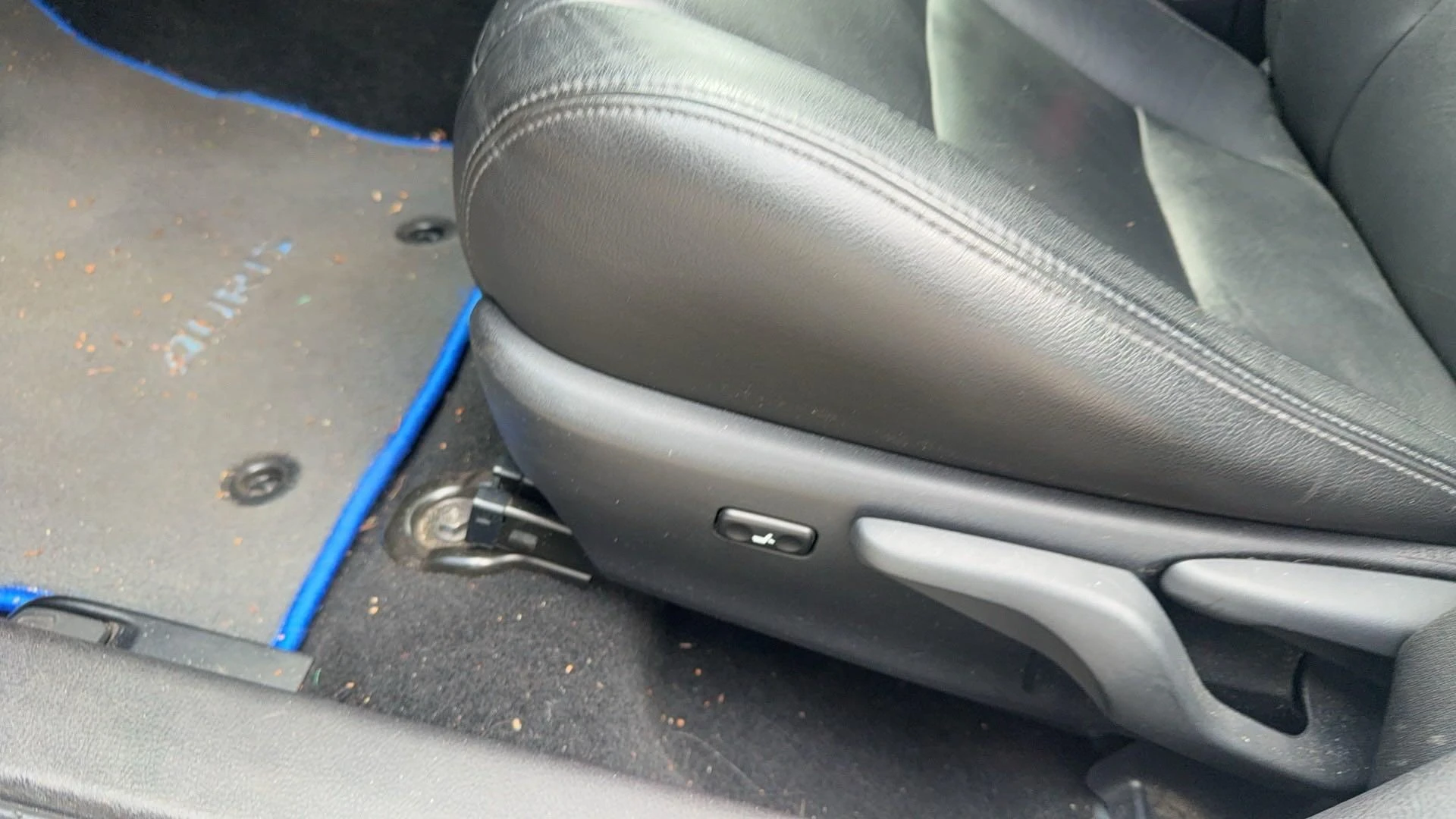 Toyota-Auris-image-2