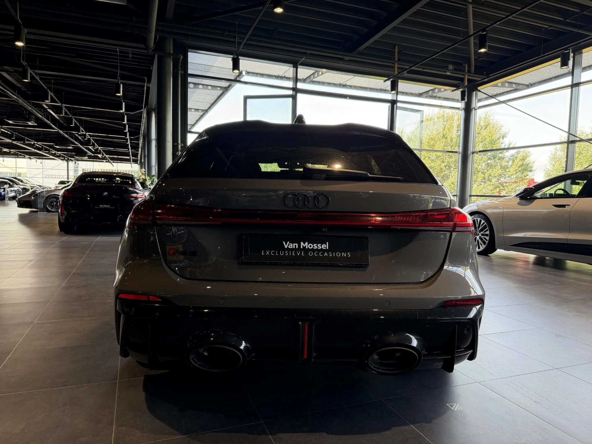 Audi-RS5-image-8