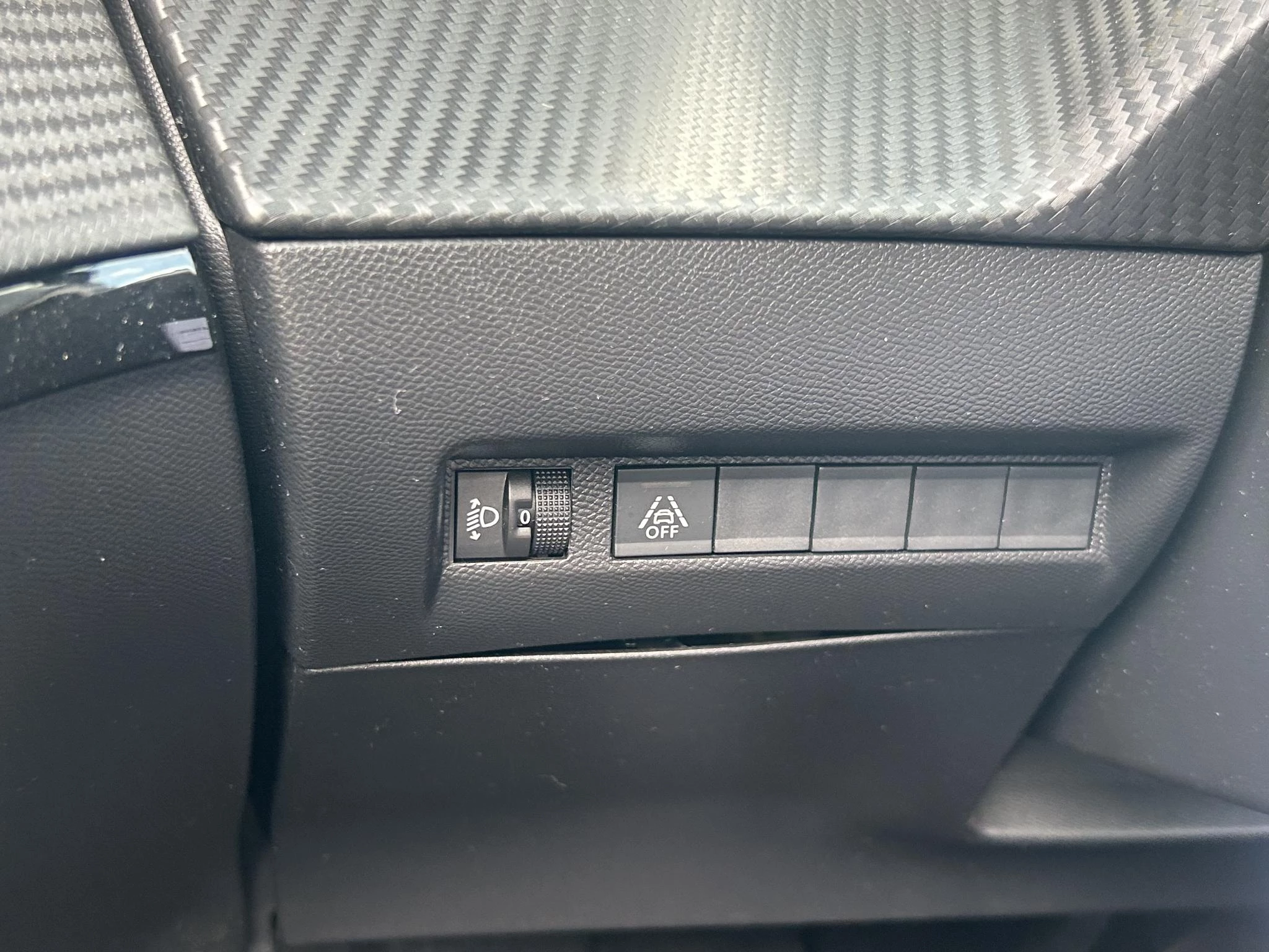 Peugeot 208 1.2 PureTech Blue Lease Allure