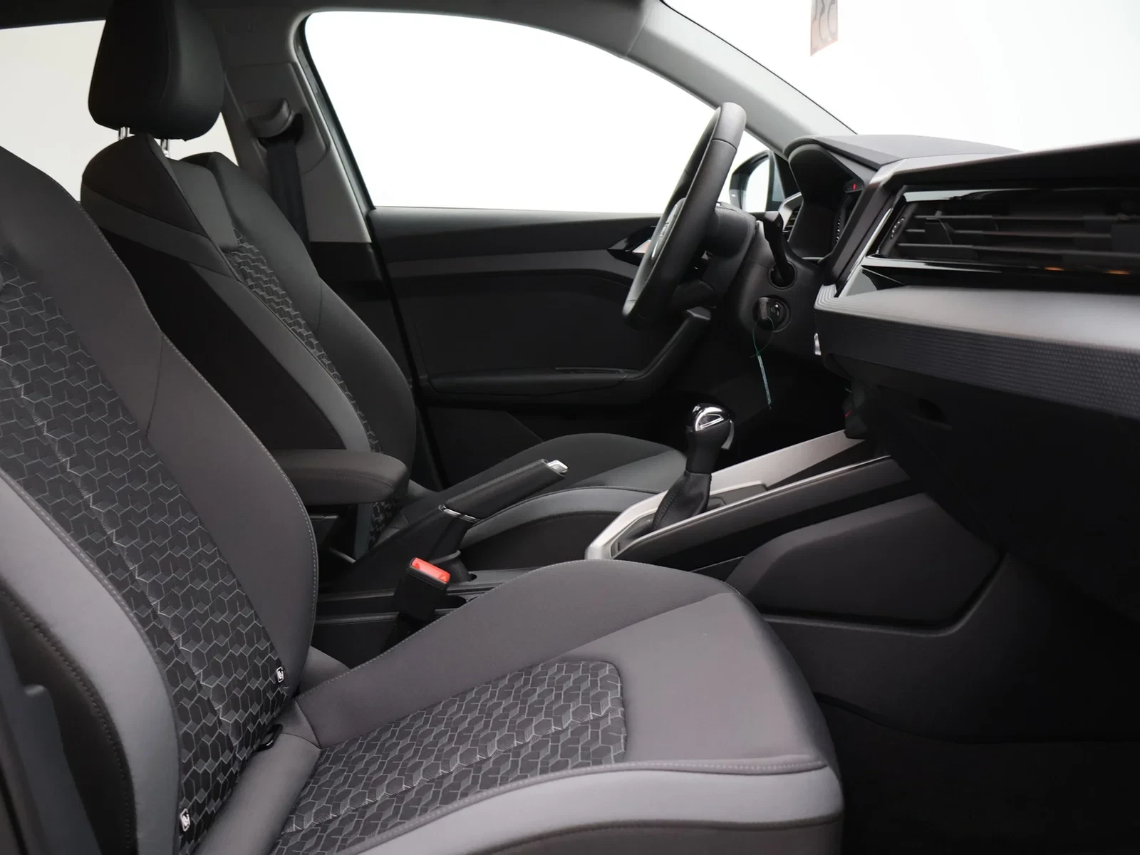 Audi A1 Sportback Sportback 30TFSI Advanced 116PK *AUTOMAAT*VIRTUAL COCKPIT*CRUISE CONTROL*PDC ACHTER*APP-CONNECT*...*