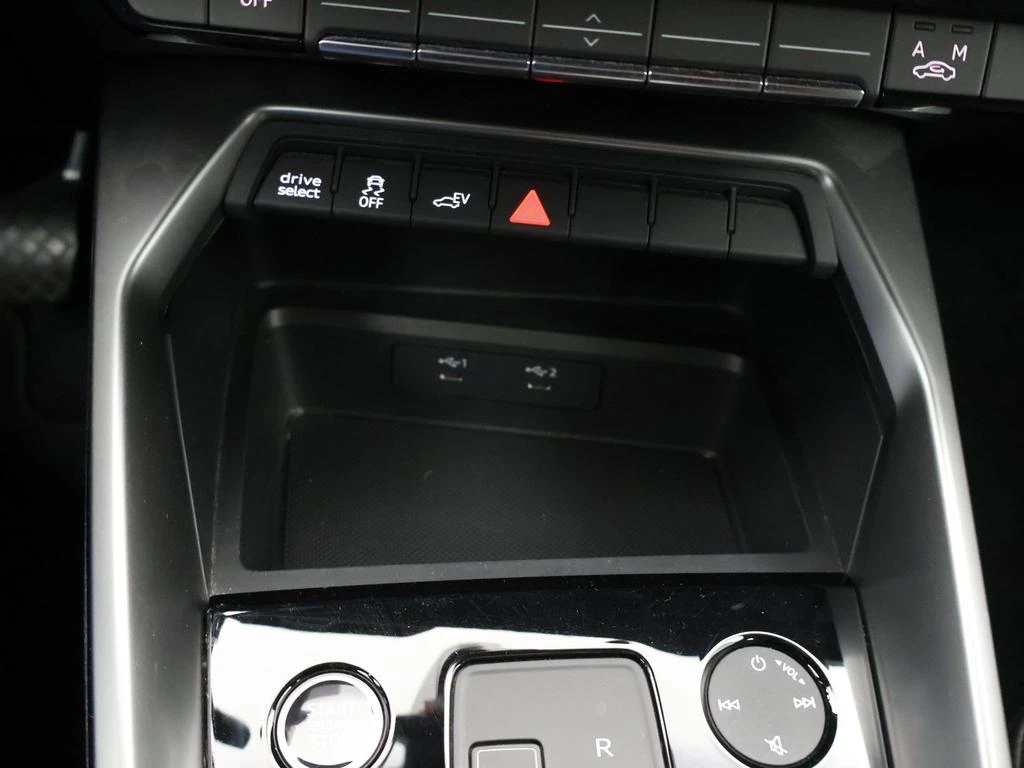Audi A3 Sportback PHEV Audi A3 Sportback PHEV Attraction 40TFSIe 204PK *AUTOMAAT*NAVI*PDC ACHTER*APP-CONNECT*VIRTUAL COCKPIT*...*