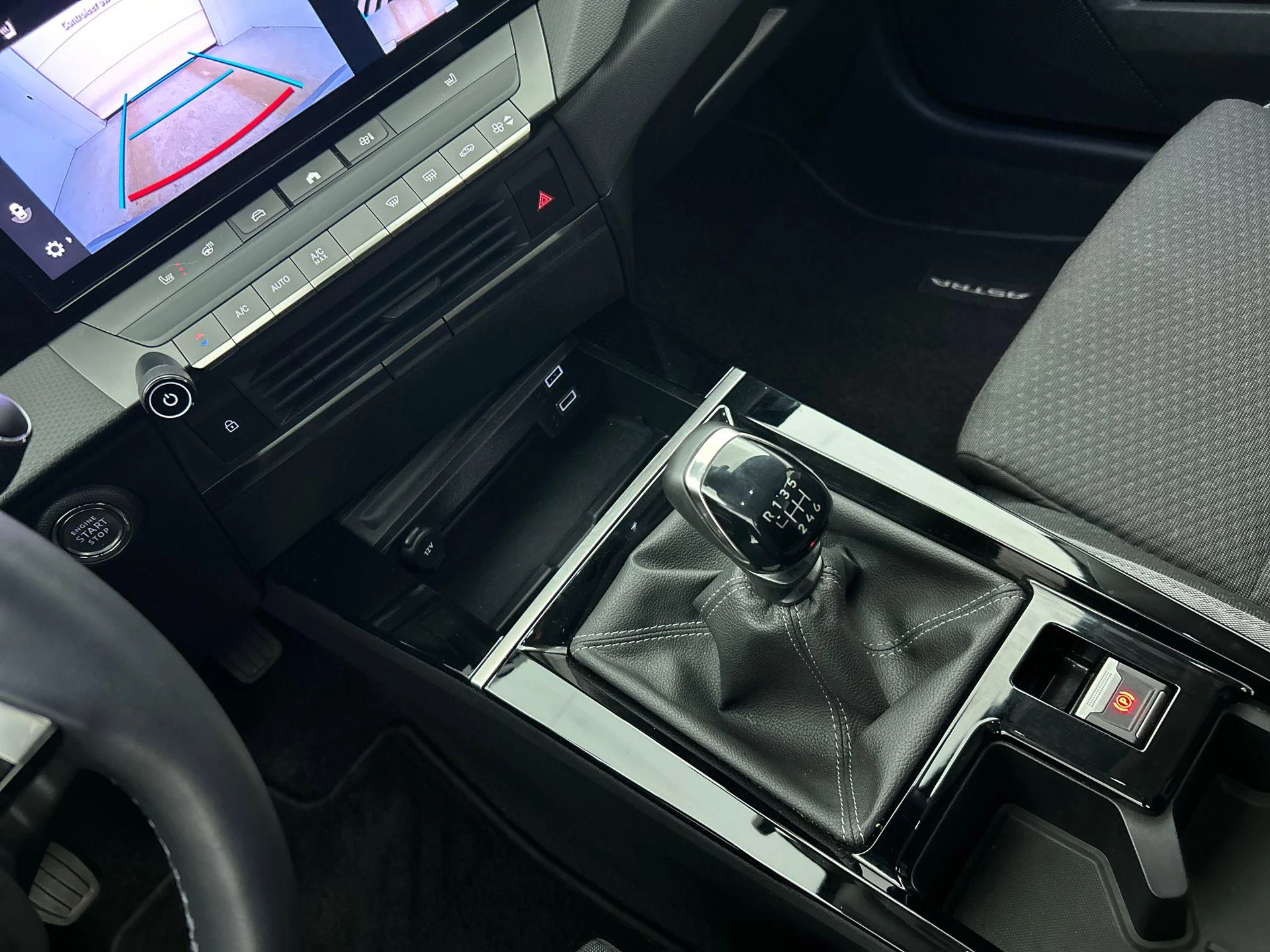 Opel-Astra-image-13