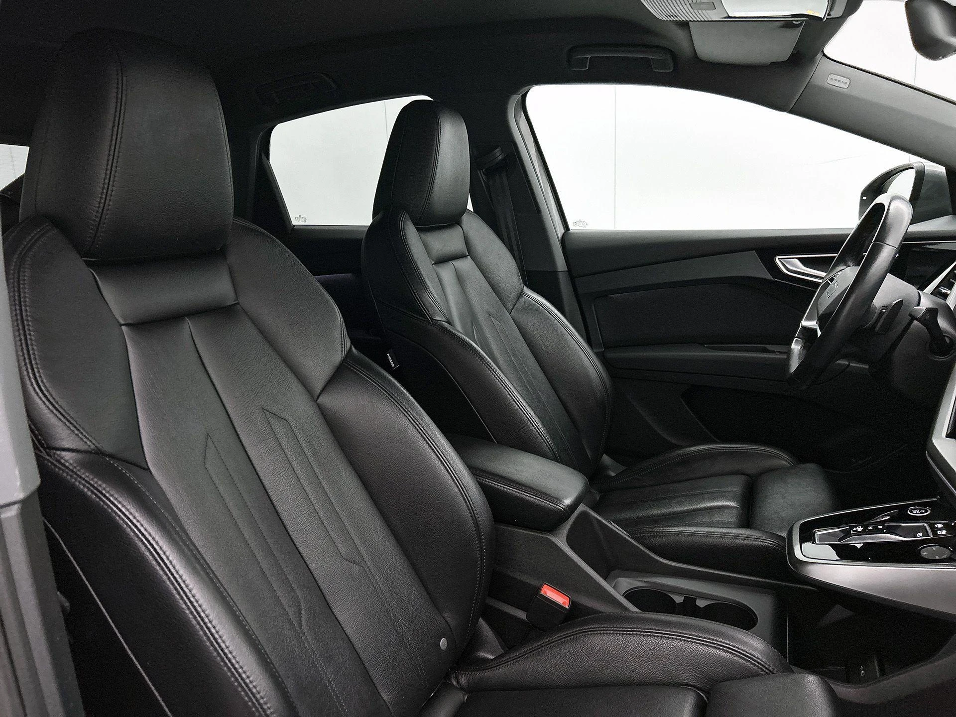 Audi-Q4 Sportback e-tron-image-17