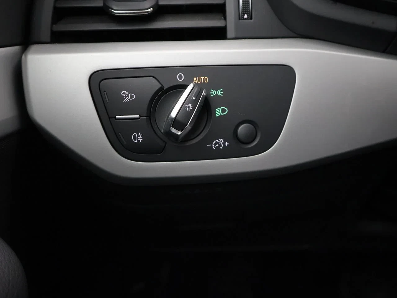 Audi-A4-image-19